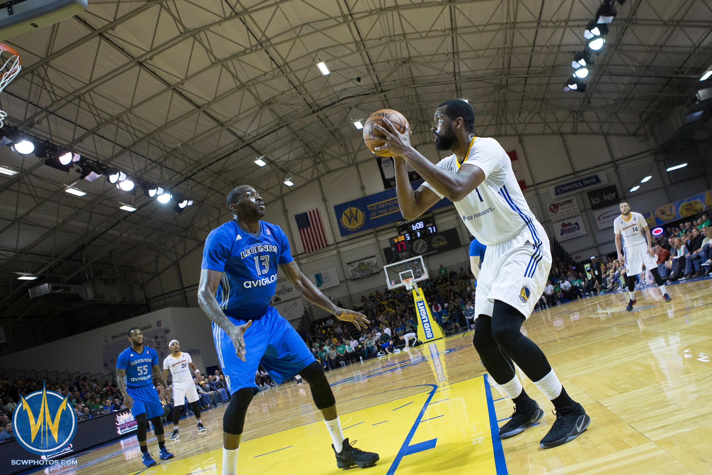 Santa Cruz Warriors game on 3/17/17 at Kaiser Permanente Arena in Santa Cruz, California. (Photo: (Andrew Wheeler) /SC Warriors 2017)