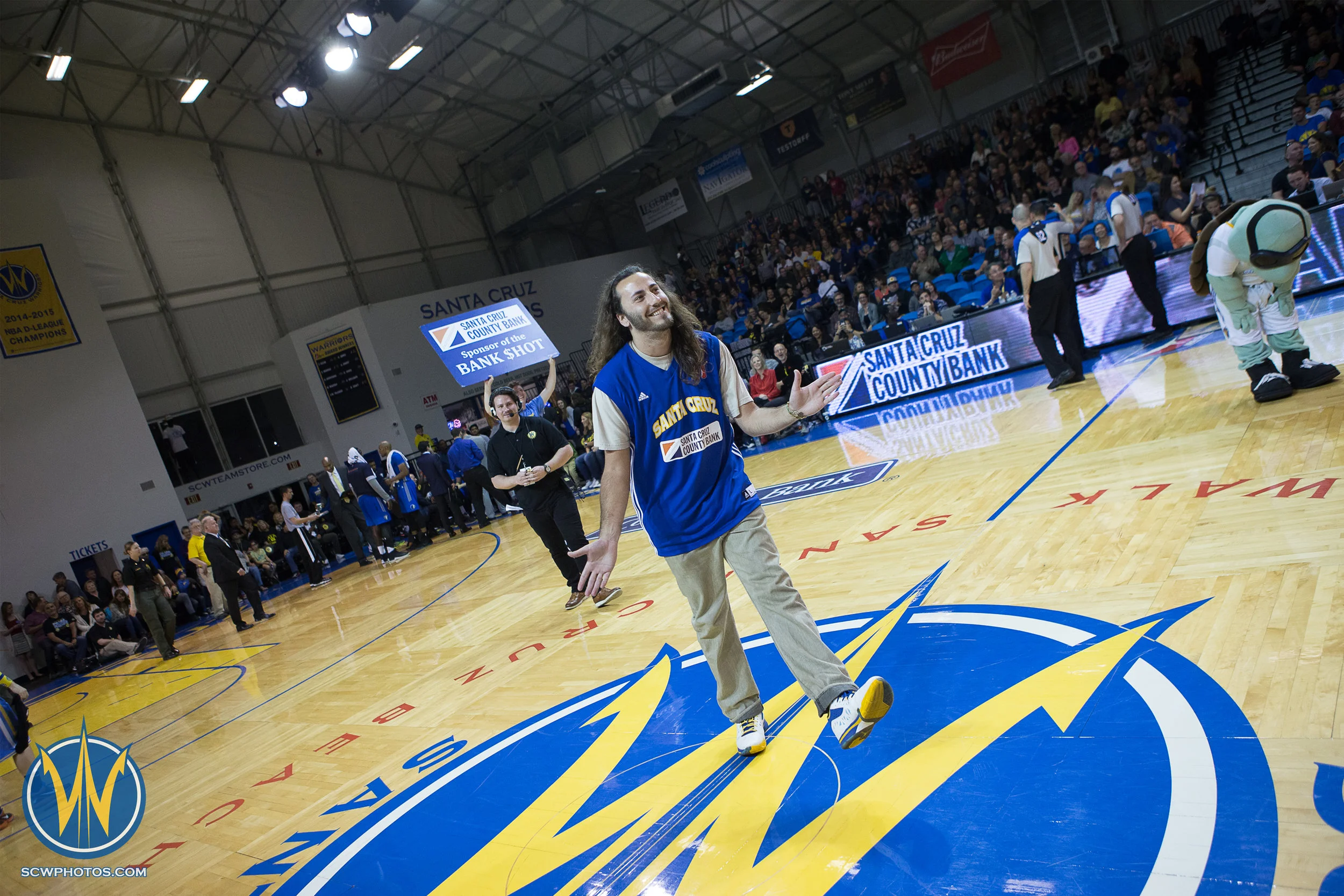 Santa Cruz Warriors game on 3 /18/17 at Kaiser Permanente Arena in Santa Cruz, California. (Photo: Andrew Wheeler /SC Warriors 2017)
