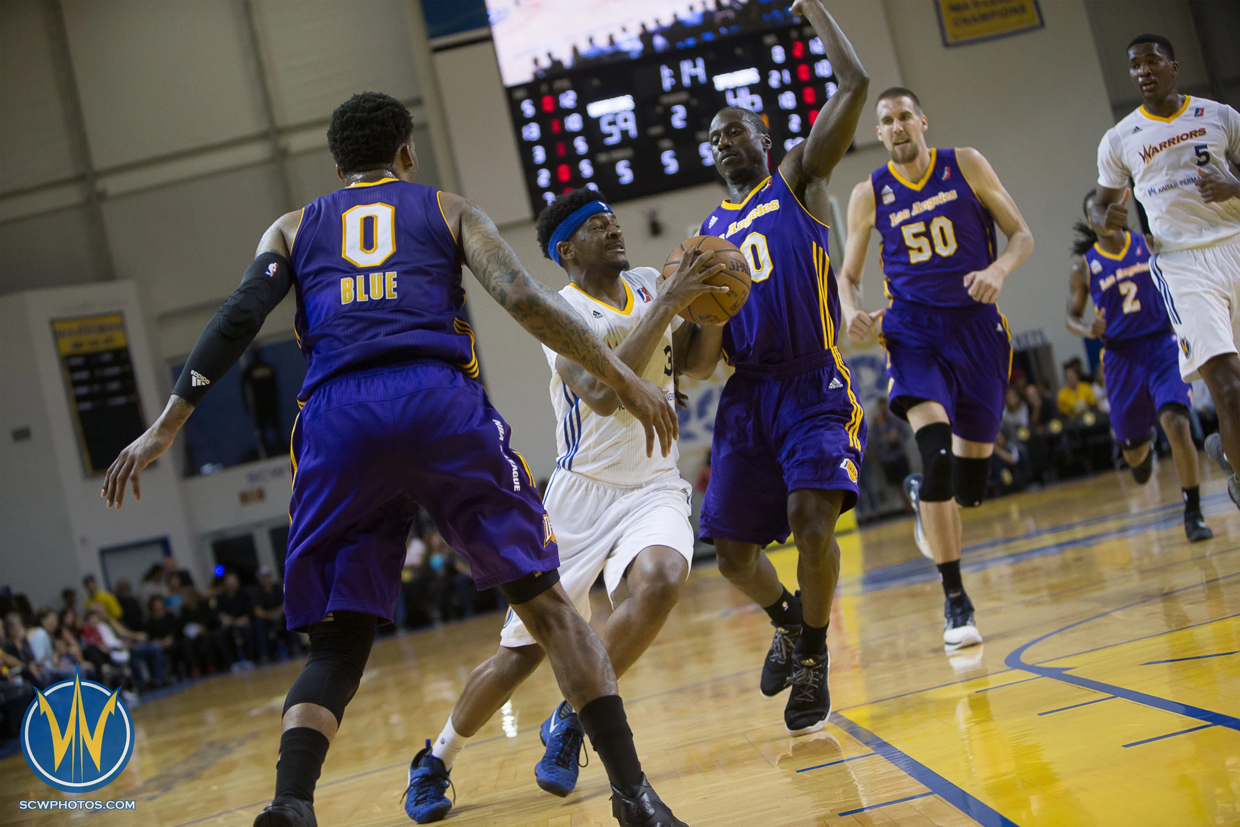 Santa Cruz Warriors game on 3 /31/17 at Kaiser Permanente Arena in Santa Cruz, California. (Photo: Andrew Wheeler /SC Warriors 2017)