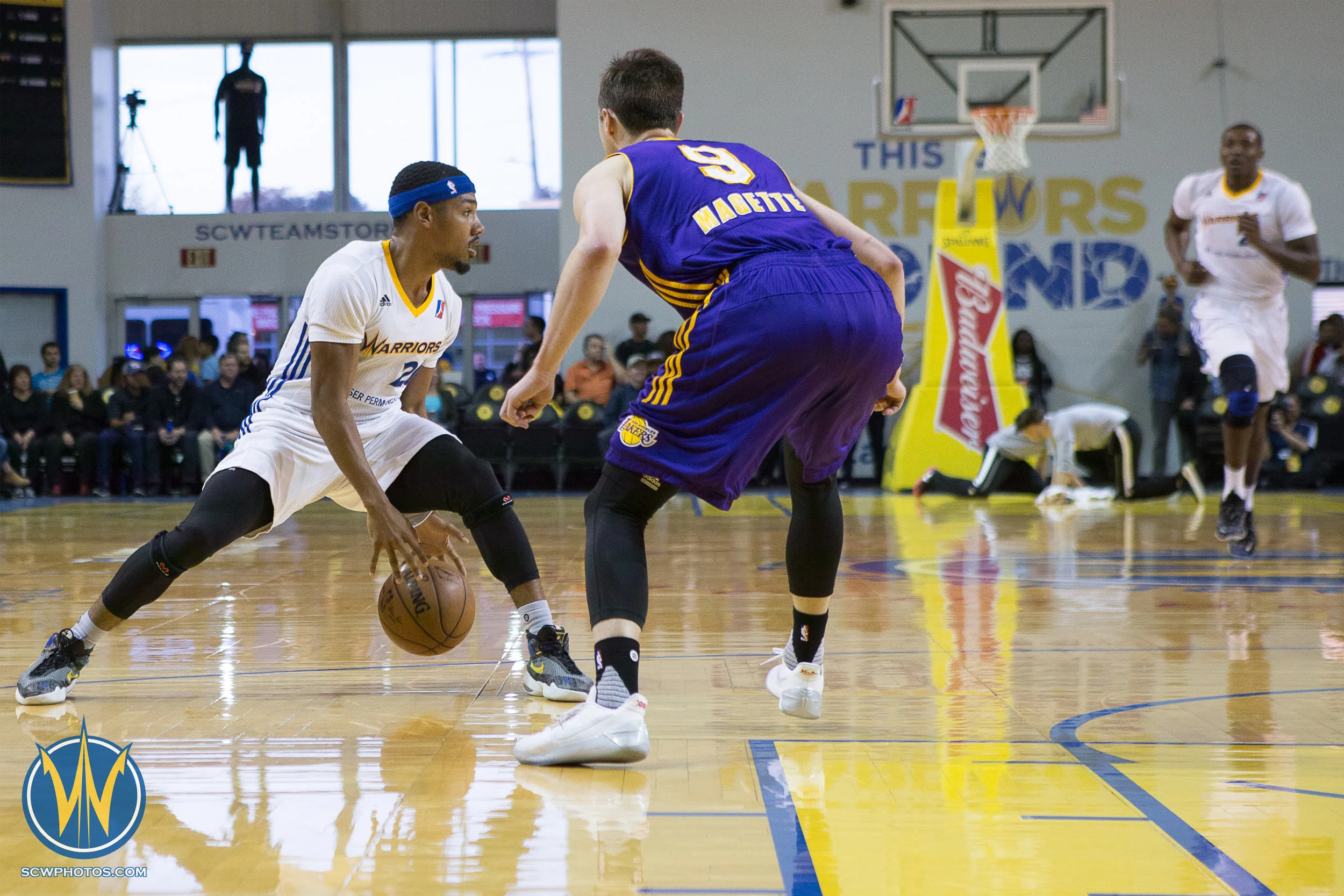 Santa Cruz Warriors game on 3 /31/17 at Kaiser Permanente Arena in Santa Cruz, California. (Photo: Andrew Wheeler /SC Warriors 2017)