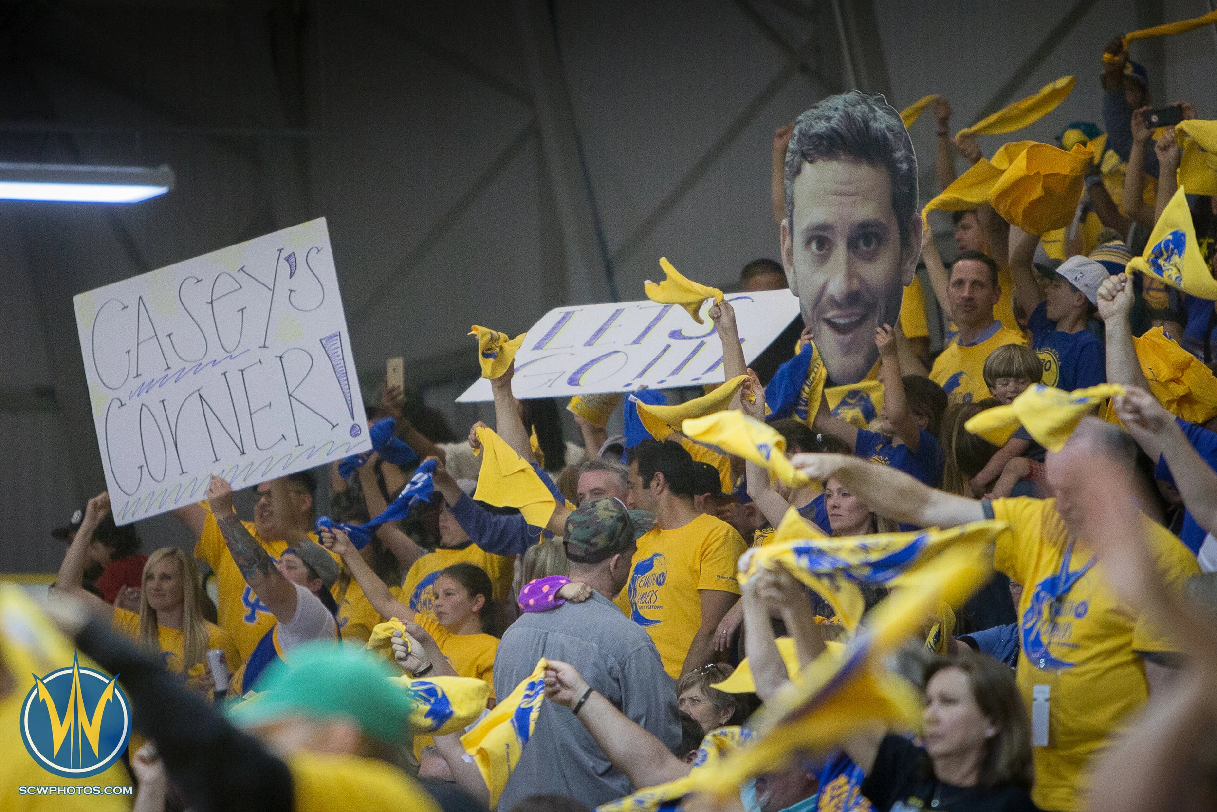 Santa Cruz Warriors game on 4 /5/17 at Kaiser Permanente Arena in Santa Cruz, California. (Photo: Andrew Wheeler /SC Warriors 2017)