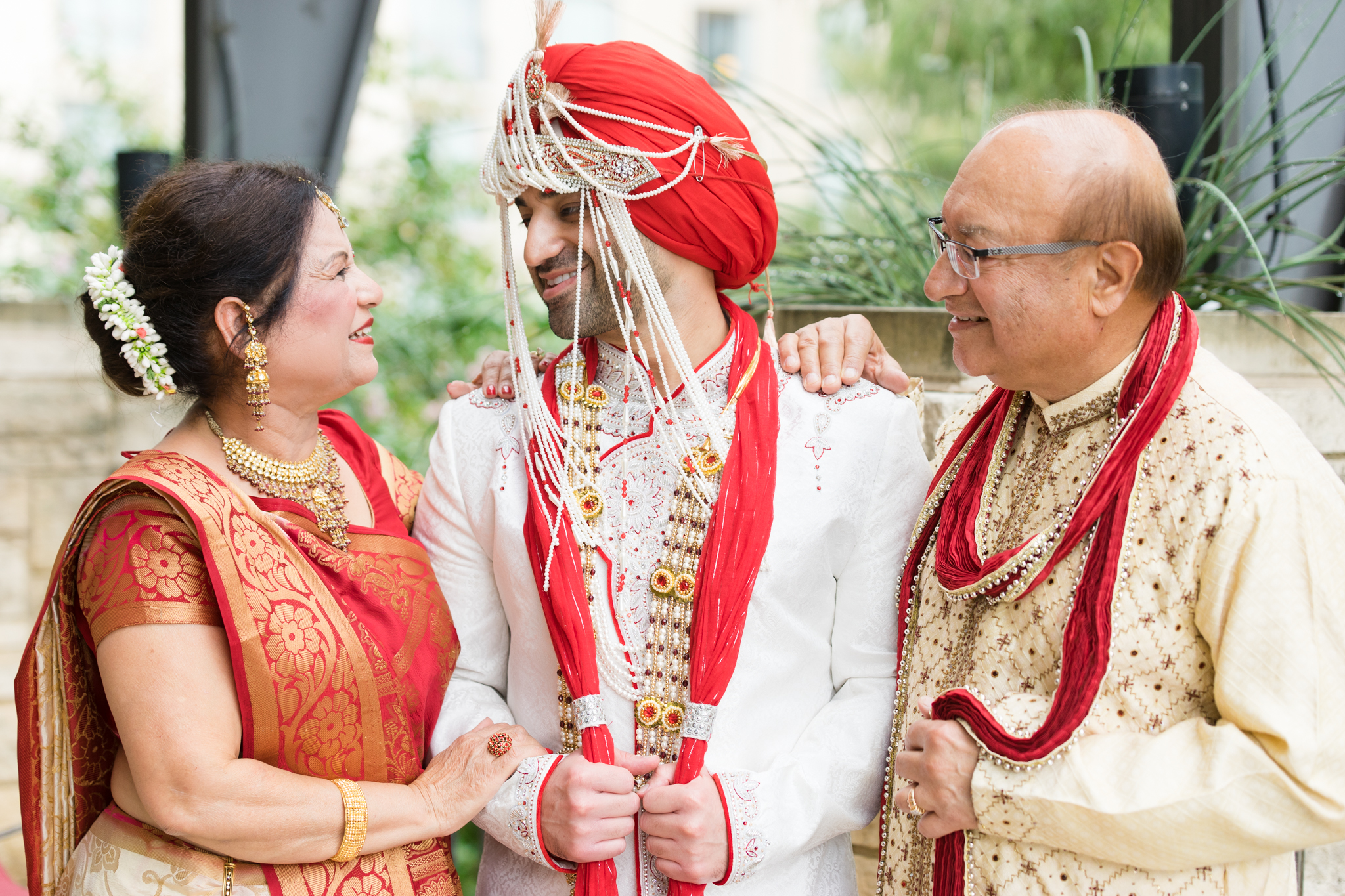 ReeyaAman-Wedding-Photography-www.MnMfoto.comMnMfoto-Krishna-Sajan-869.jpg