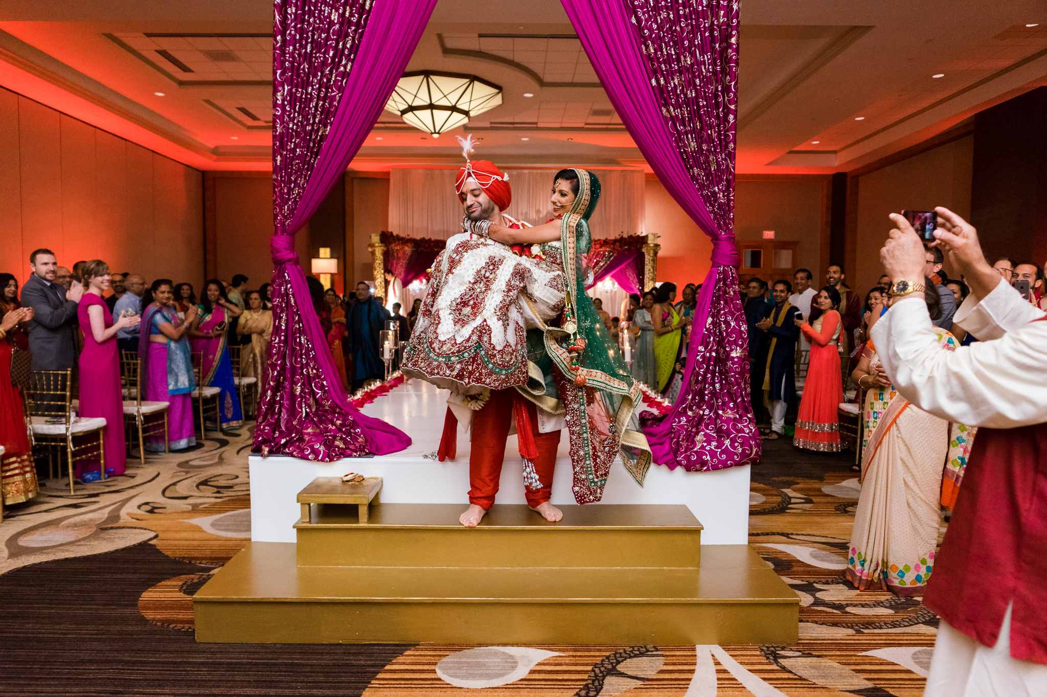 ReeyaAman-Wedding-Photography-www.MnMfoto.comMnMfoto-Krishna-Sajan-1253.jpg