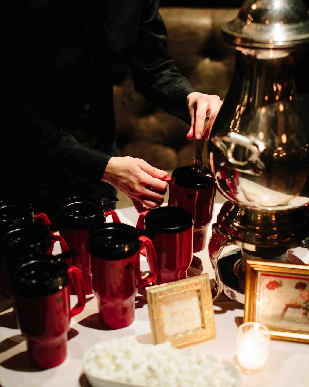 winter-wedding-favors-justine-bursoni-photography-1117_vert.jpg