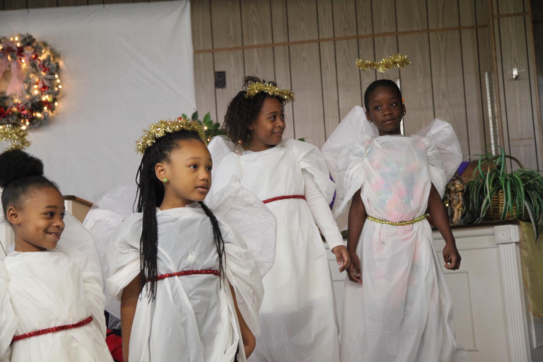 Christmas Play 2015-8766.jpg