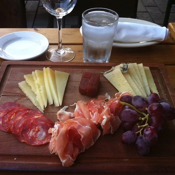 barcelona charcuterie (photo courtesy of foodspottingcom)