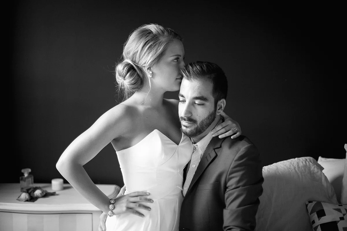 3 posture secrets models use to look slimmer in photos.