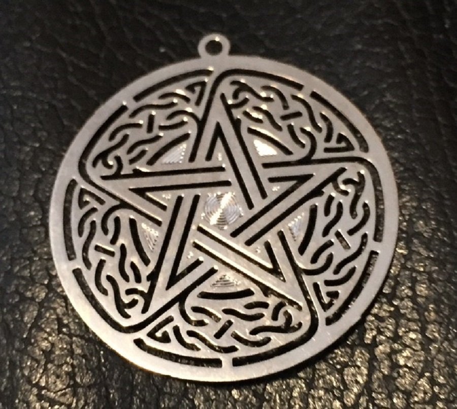 celtic pentagram 1.jpg