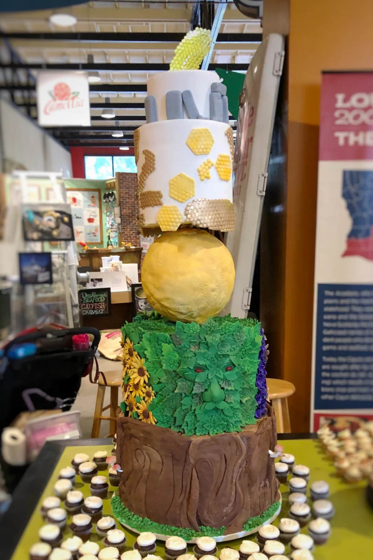 2019’s winning cake by Natassia Radford by Sweet Queen Desserts!