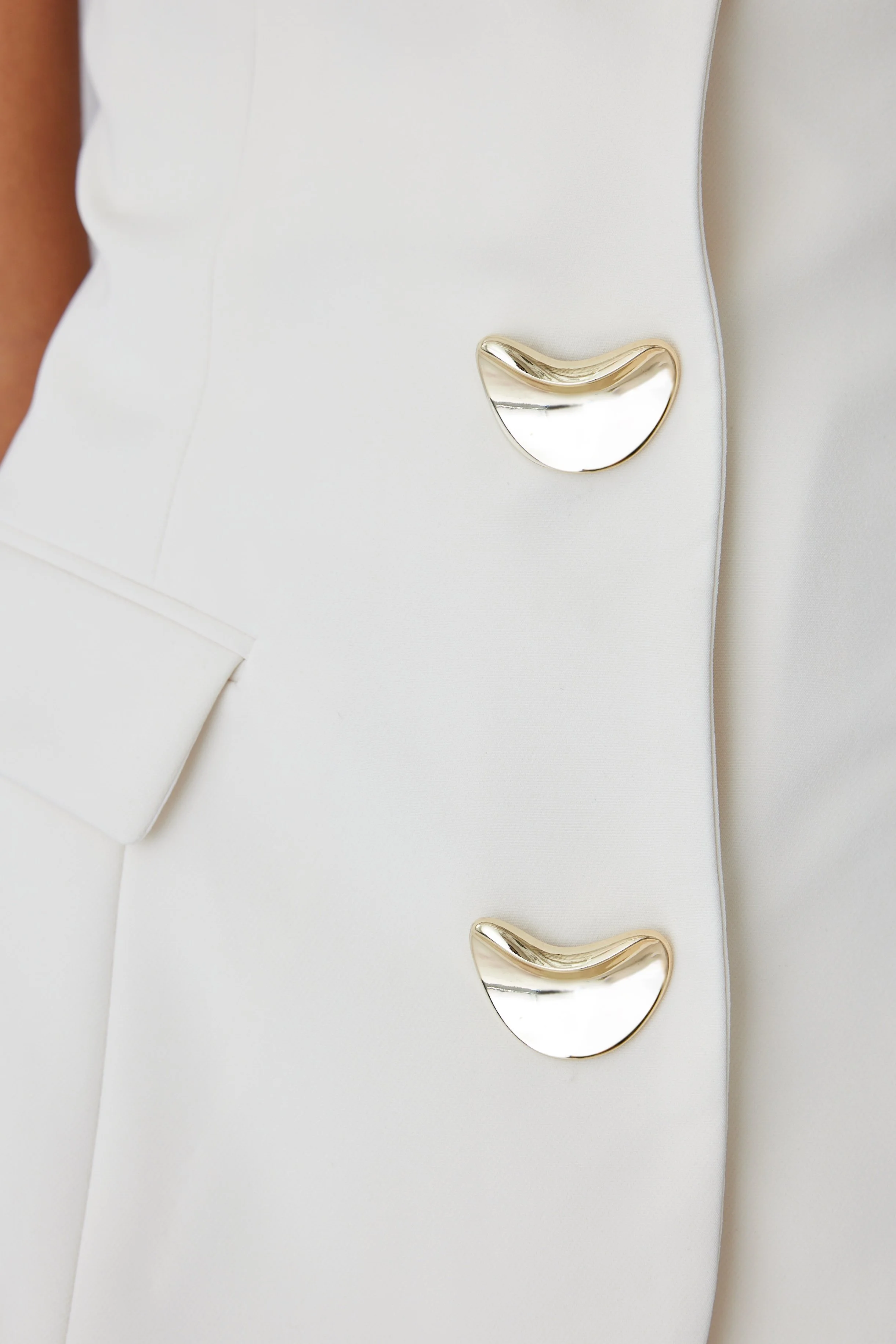 Modern editorial brand photography creating polished, high-end visuals for websites, social media, and digital marketing campaigns.
