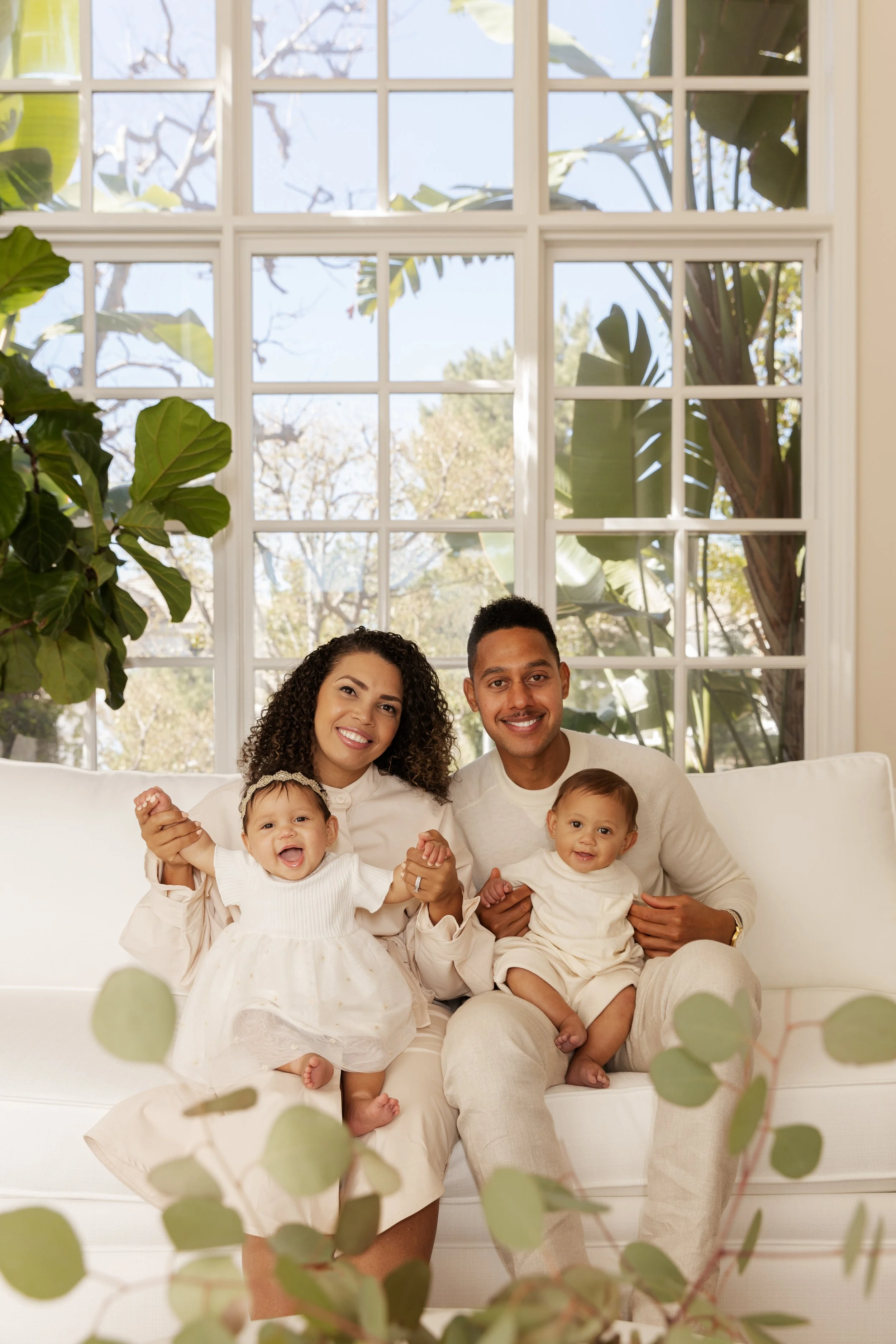 Fun candid family photographer in Los Angeles in studio, family photography 