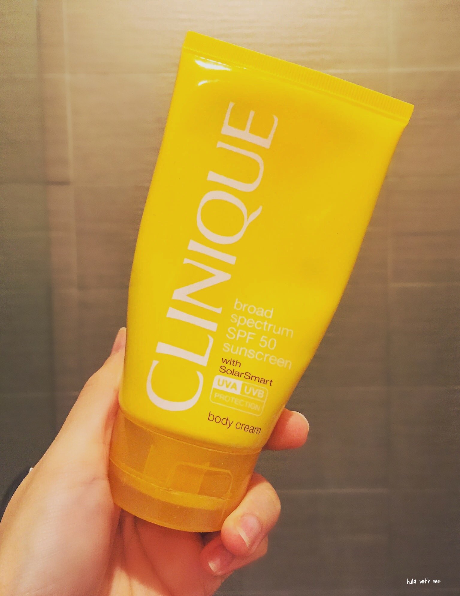 Clinique Broad Spectrum SPF 30 Sunscreen Body Cream