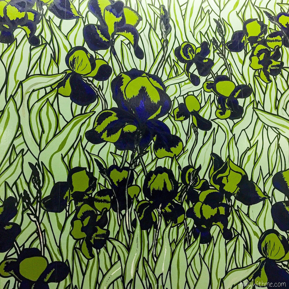 Bliss Spa in Boston, MA: Wall decor inside the ladies' waiting room.