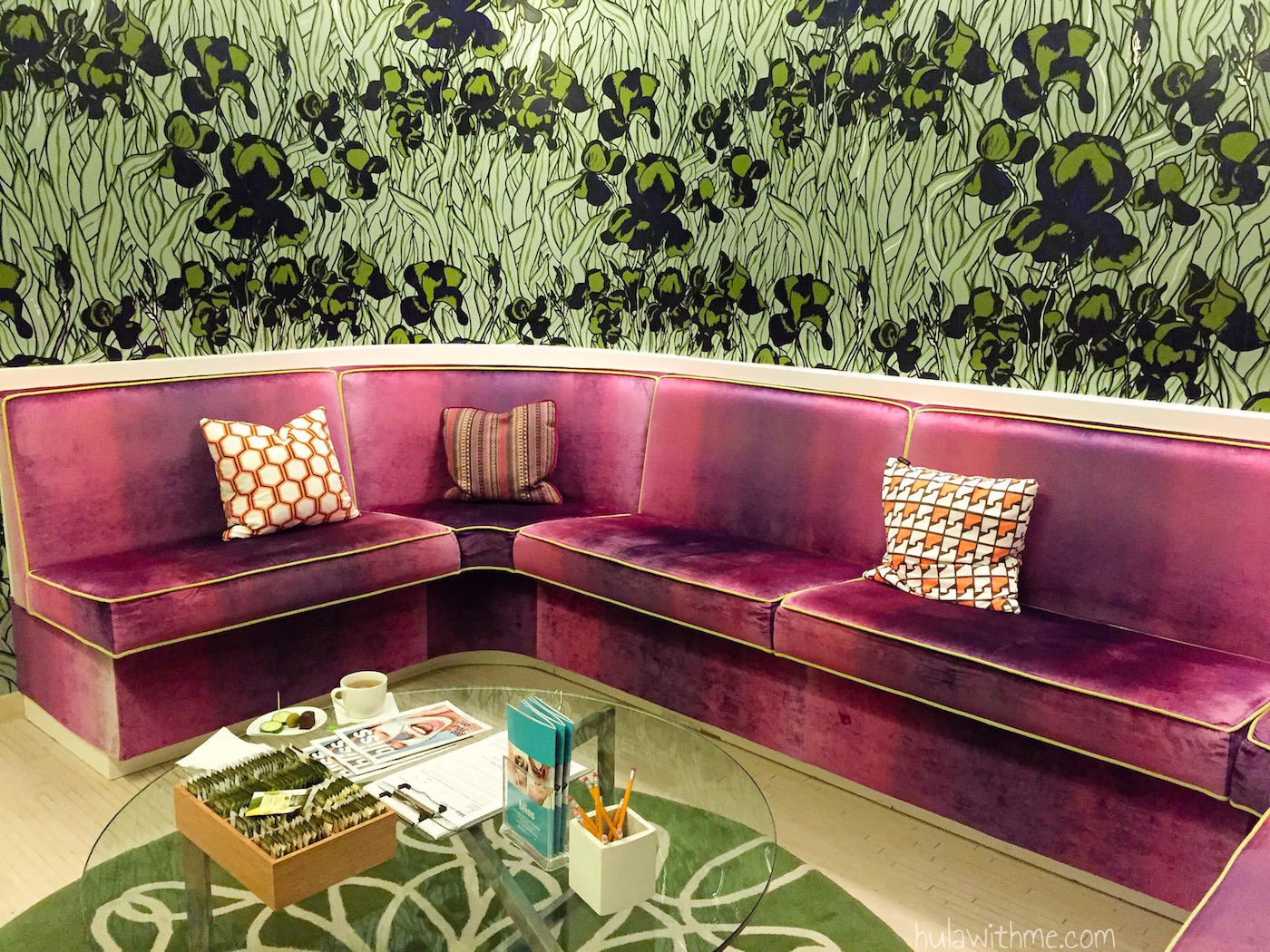 Bliss Spa in Boston, MA: Inside the waiting room.
