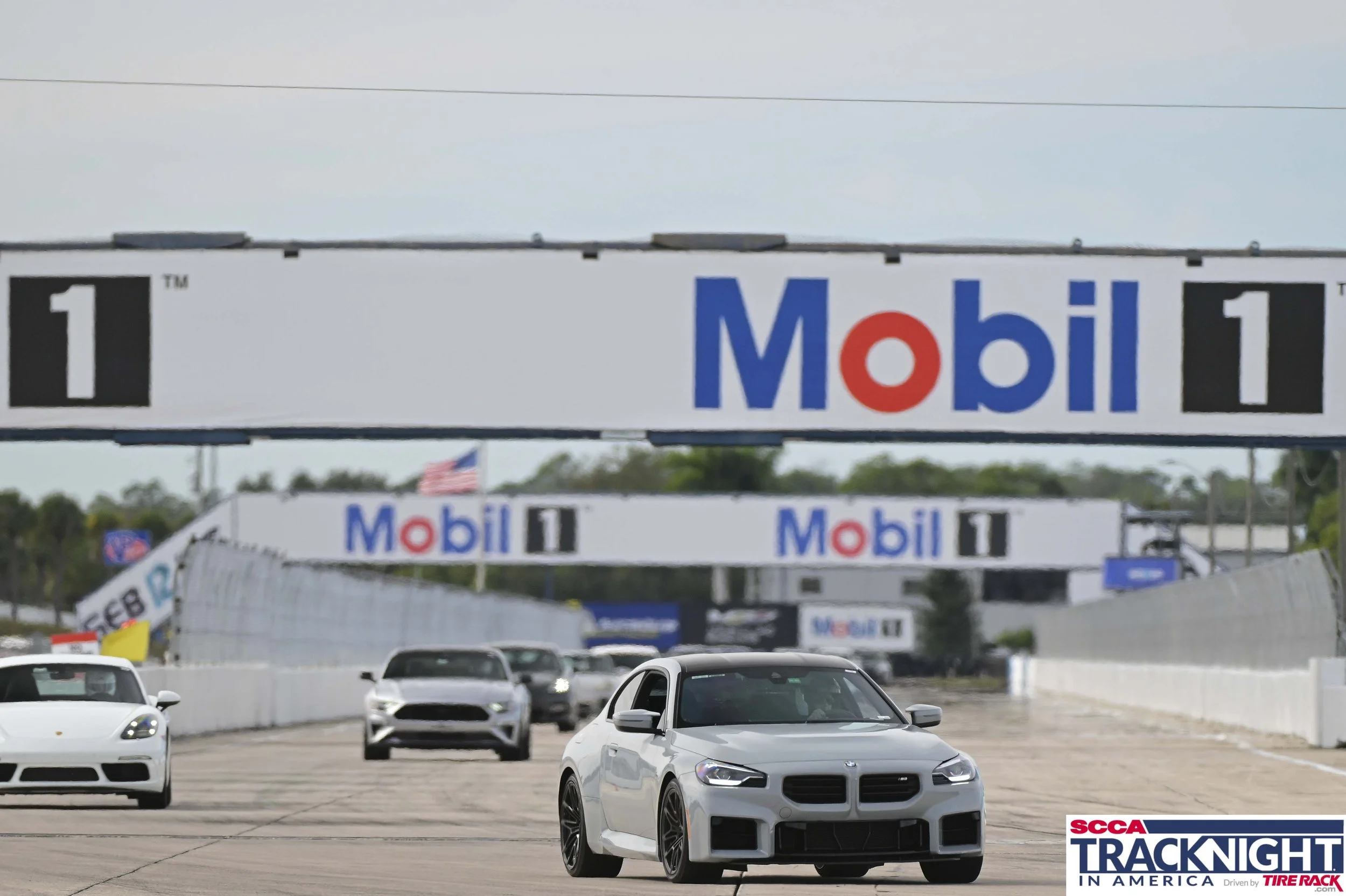 Green2543_SCCA_SIR_01TU_1300972.jpg