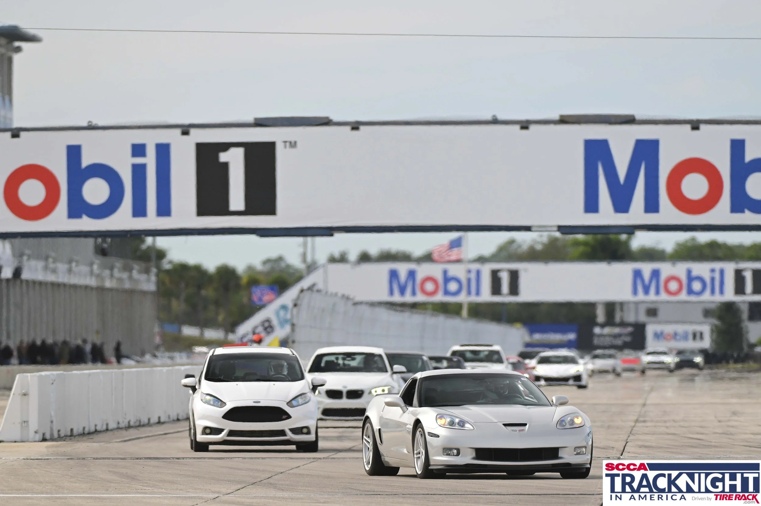 Green2543_SCCA_SIR_01TU_1301061.jpg
