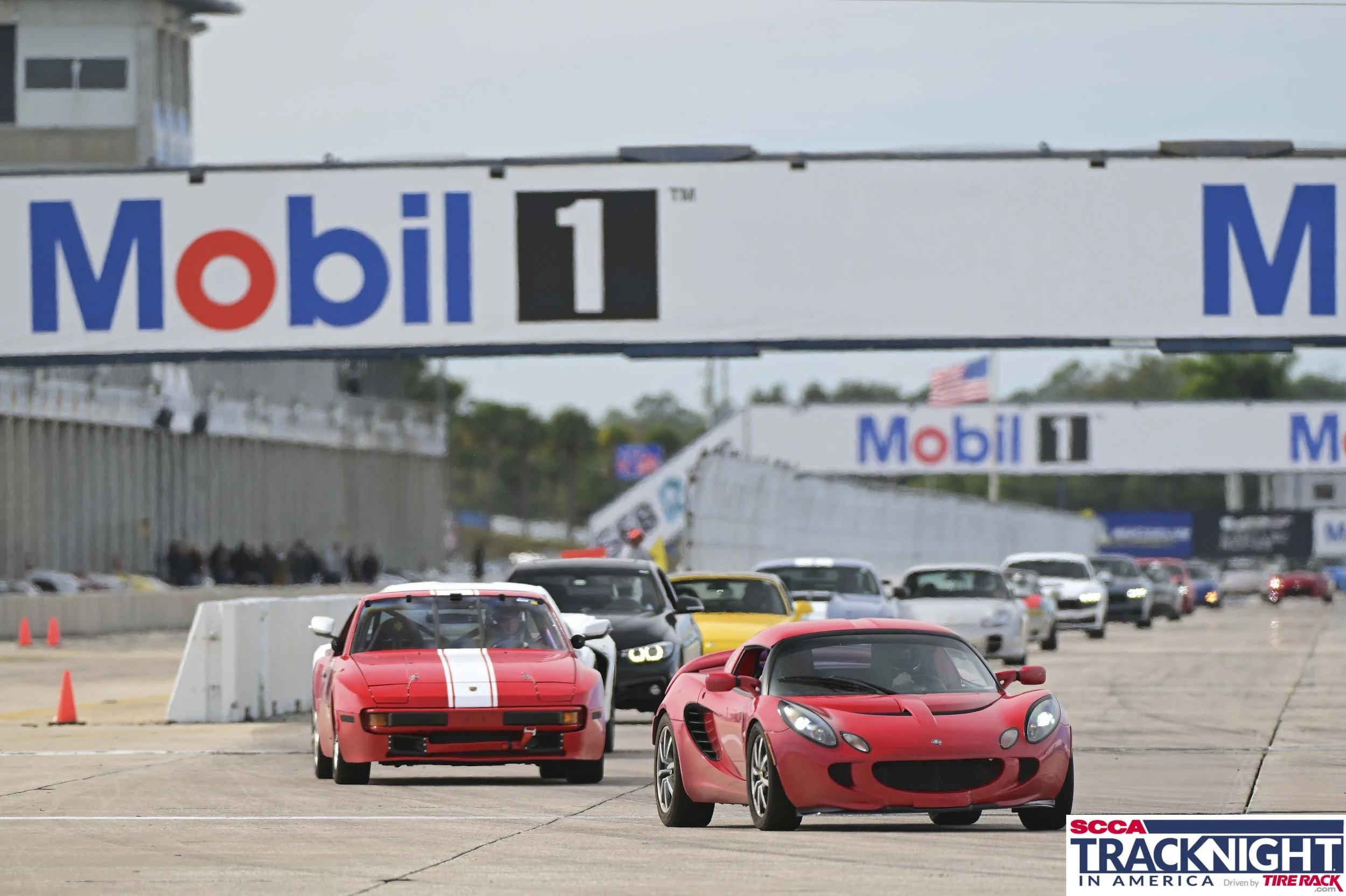 Green2543_SCCA_SIR_01TU_1301115.jpg