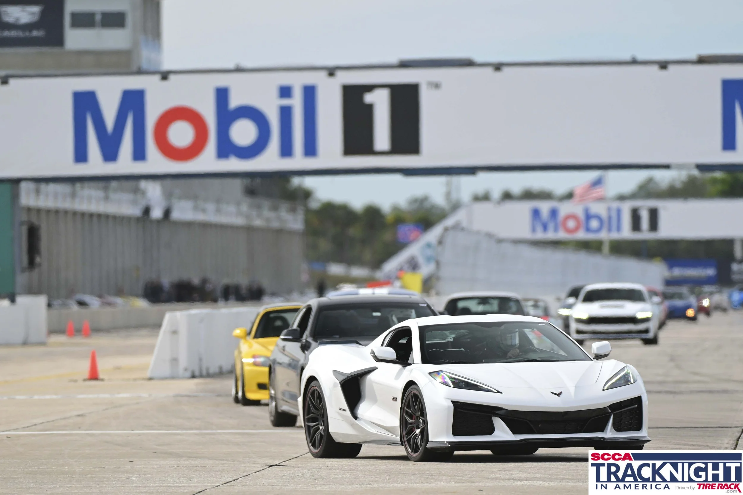 Green2543_SCCA_SIR_01TU_1301127.jpg