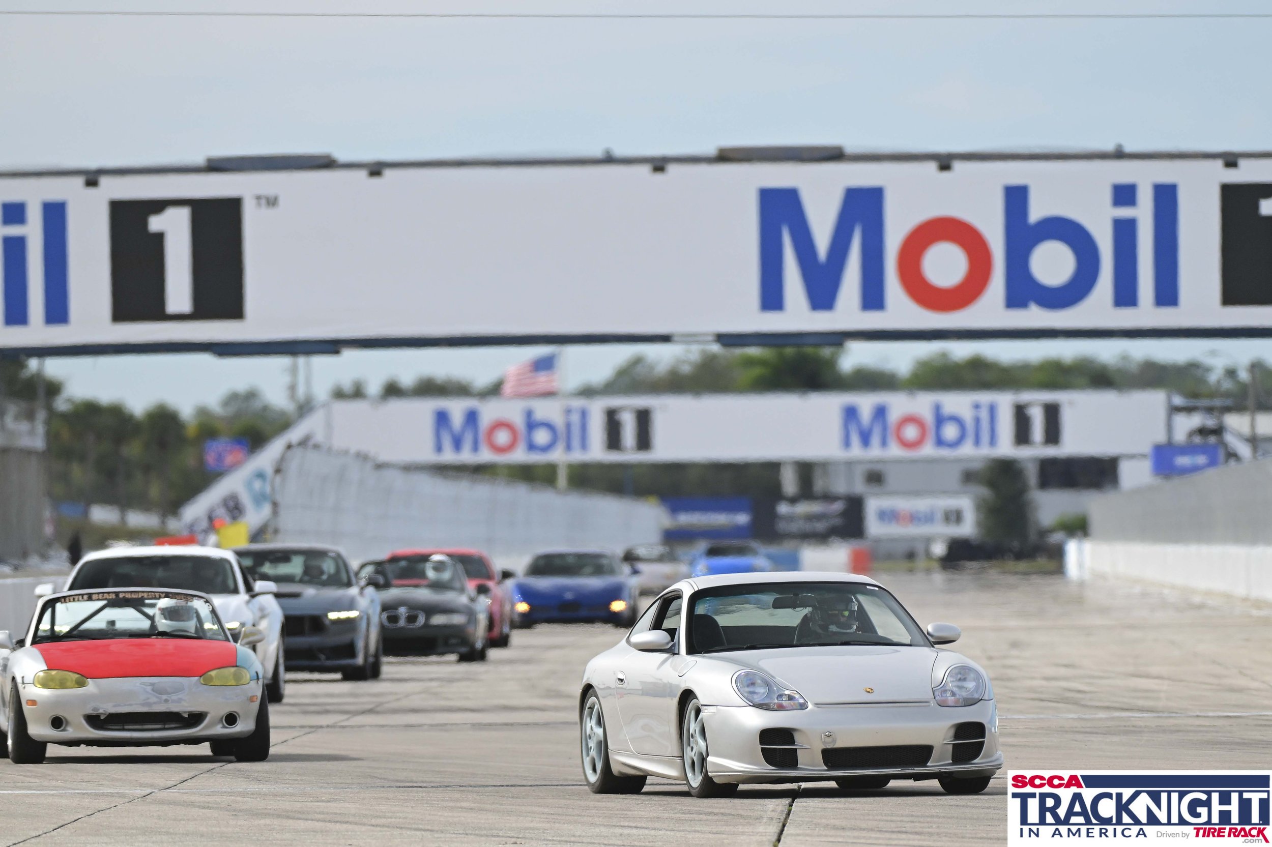 Green2543_SCCA_SIR_01TU_1301150.jpg