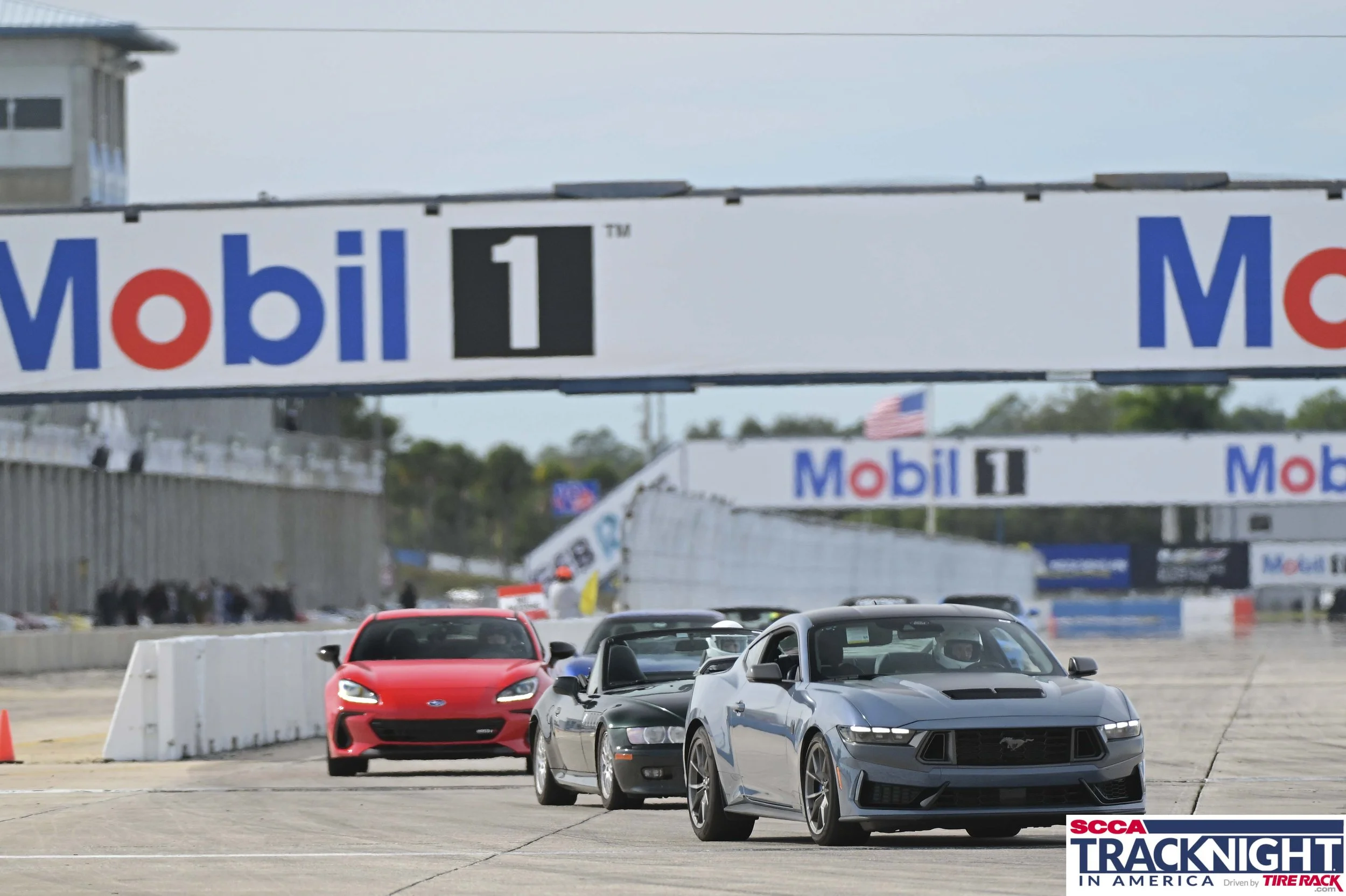 Green2543_SCCA_SIR_01TU_1301170.jpg