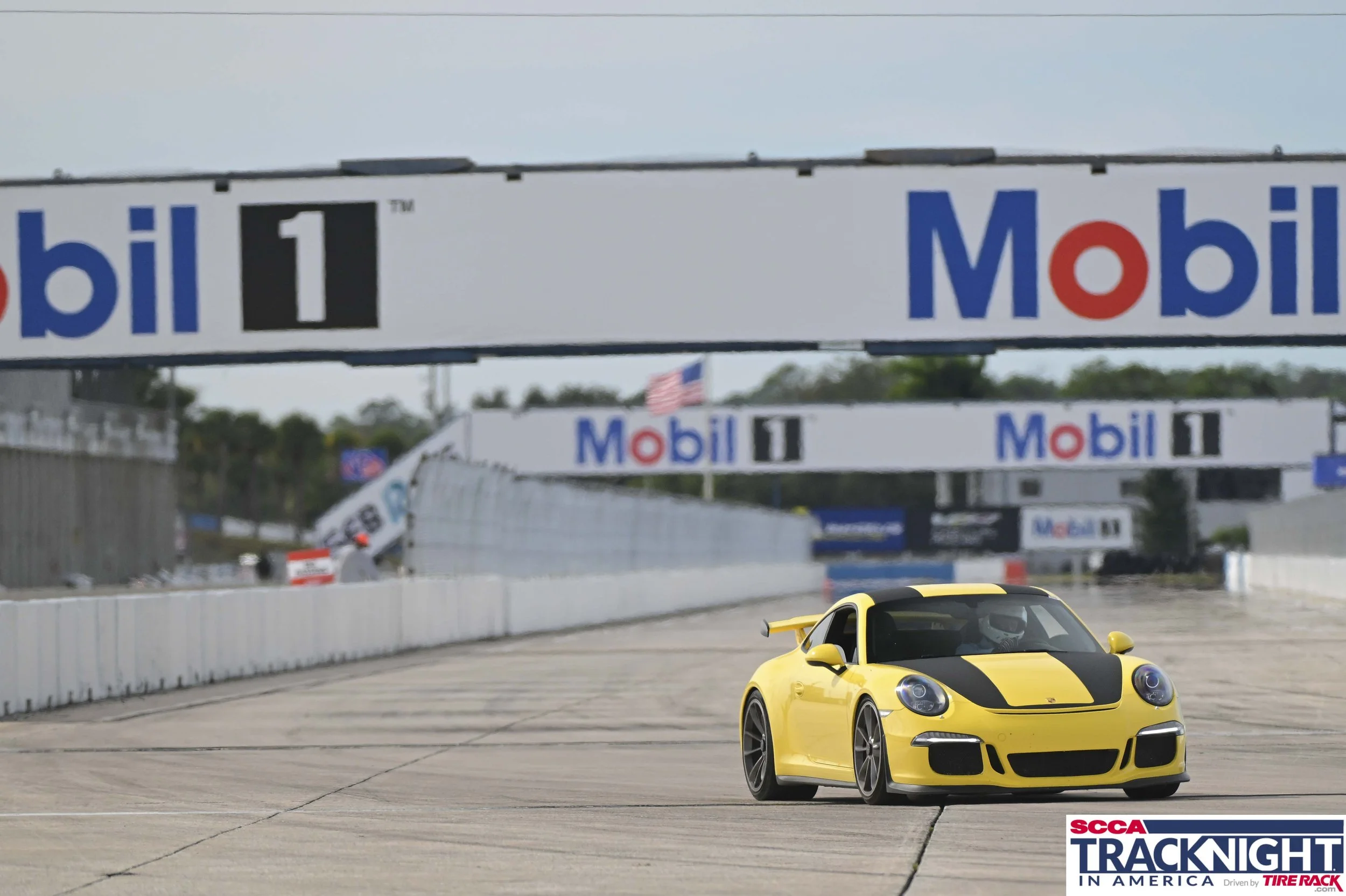 Green2543_SCCA_SIR_01TU_1301921.jpg