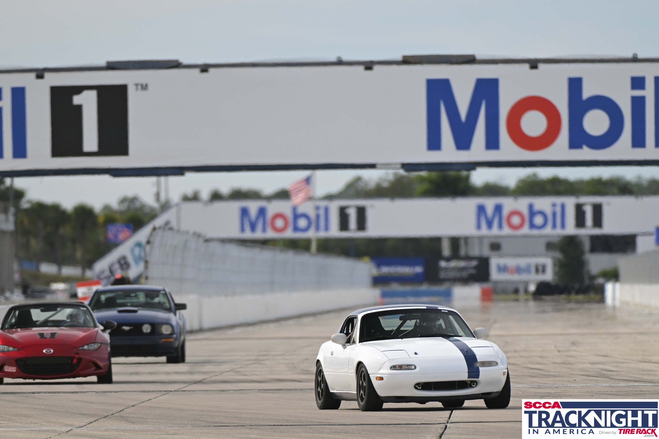 Green2543_SCCA_SIR_01TU_1302001.jpg