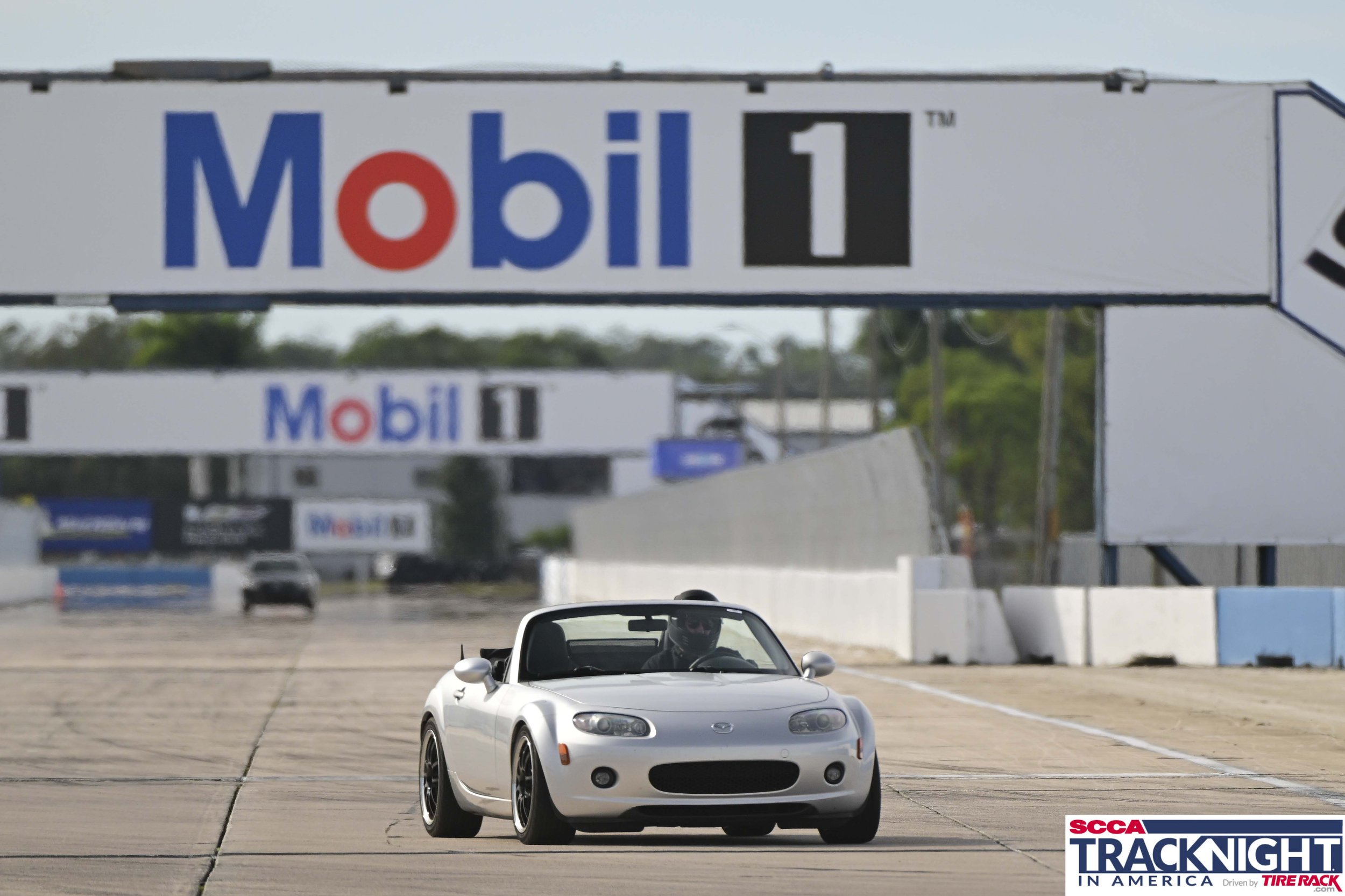 Green2543_SCCA_SIR_01TU_1302808.jpg