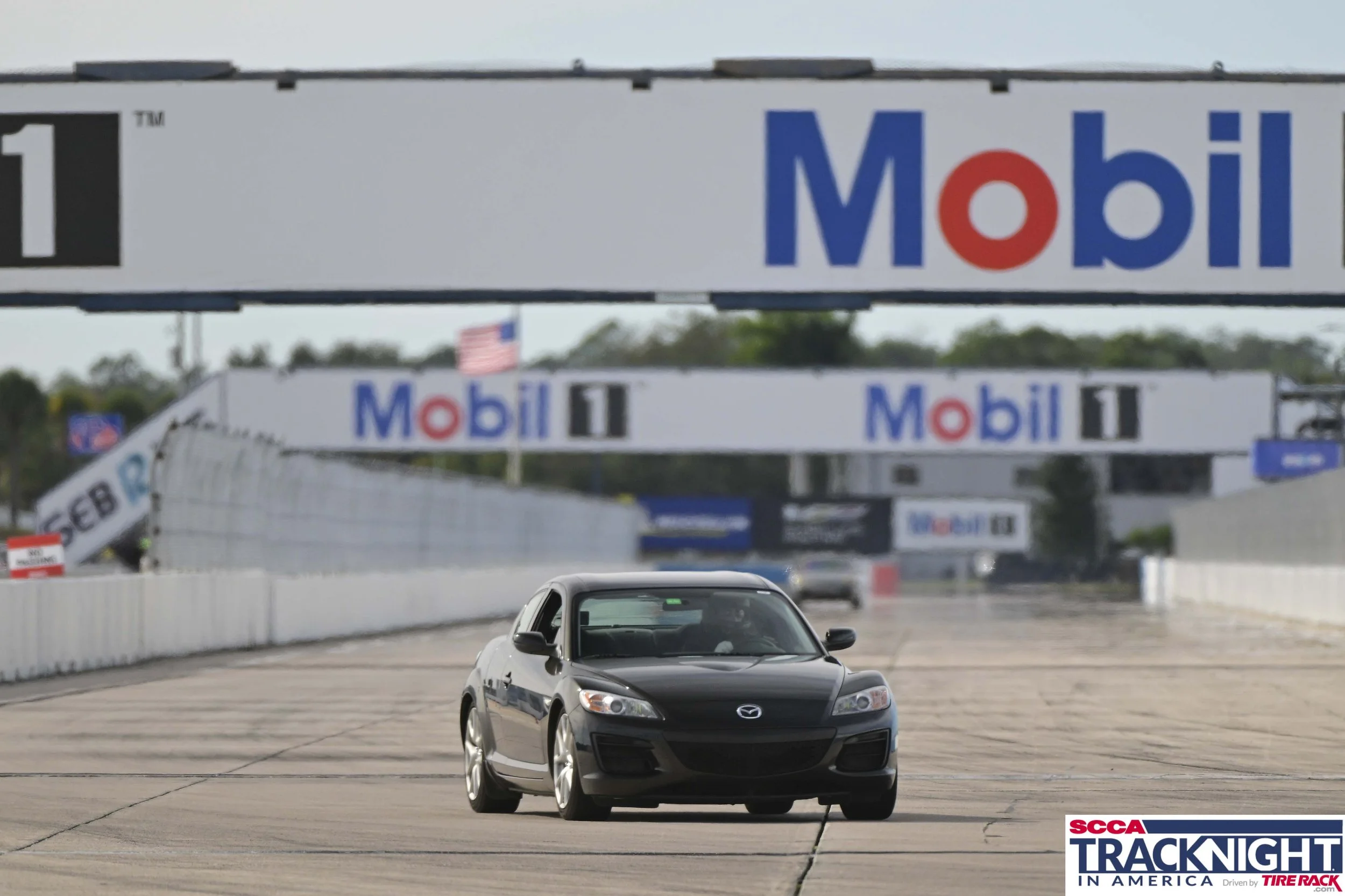 Green2543_SCCA_SIR_01TU_1302812.jpg