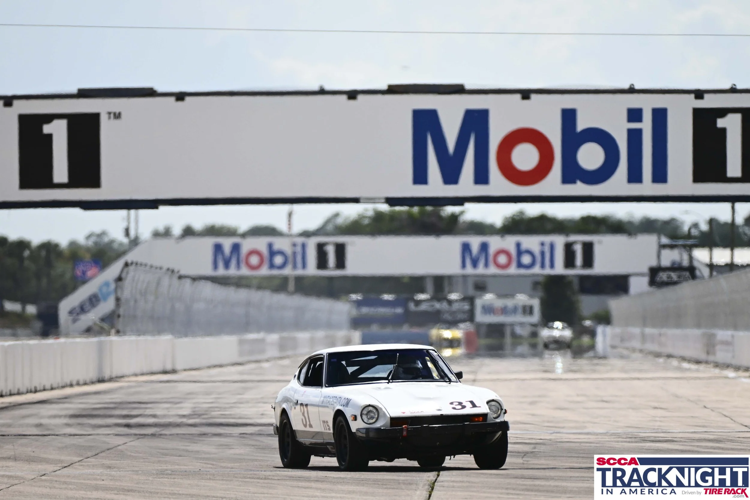 Green2614_SCCA_SIR_01TH_1500624.jpg