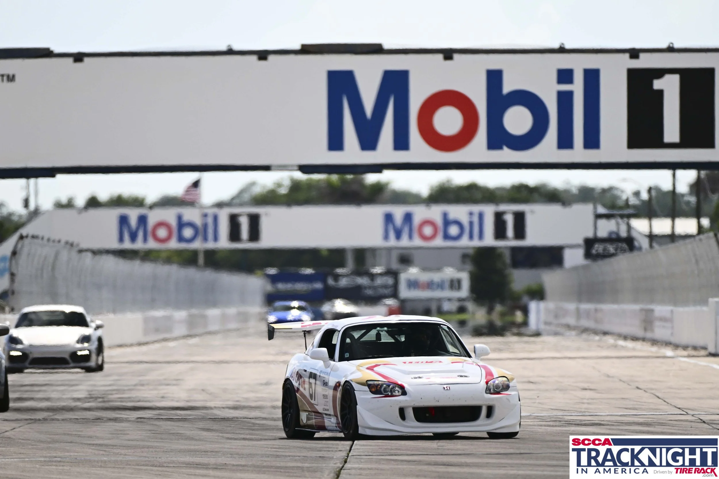 Green2614_SCCA_SIR_01TH_1501426.jpg