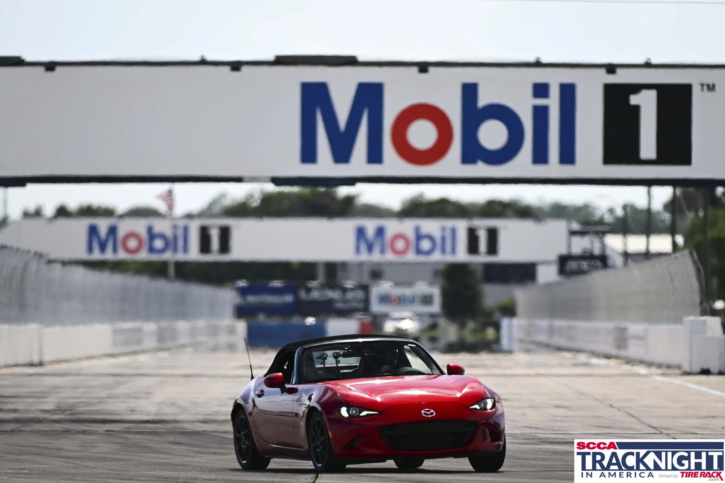 Green2614_SCCA_SIR_01TH_1501490.jpg