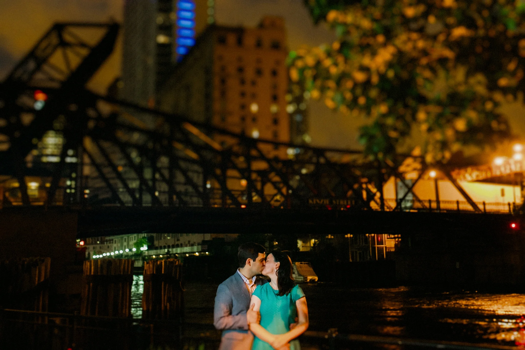 Lincoln_Park_Engagement_Photography-030-exp.jpg
