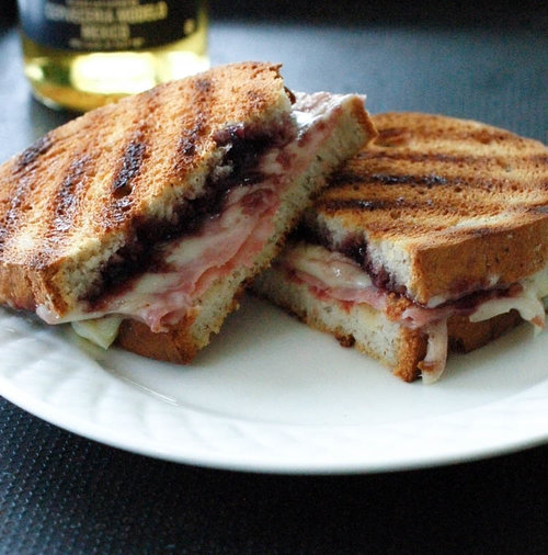 blackberry grilled cheese.jpg