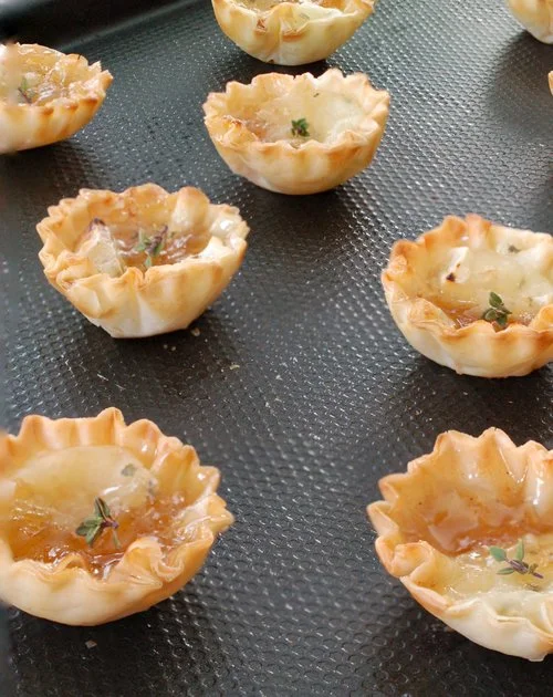 Fig and Herbed Brie Cups Recipe