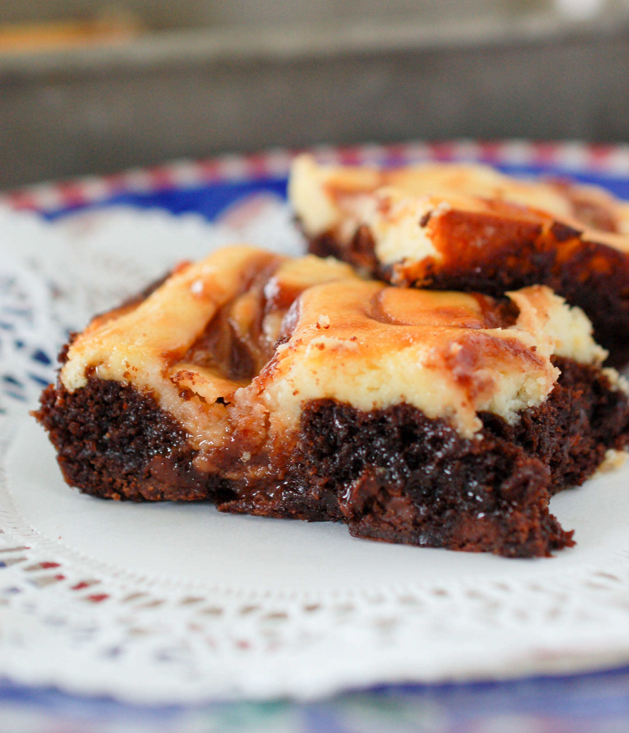 swirled cheesecake brownie (1 of 1).jpg
