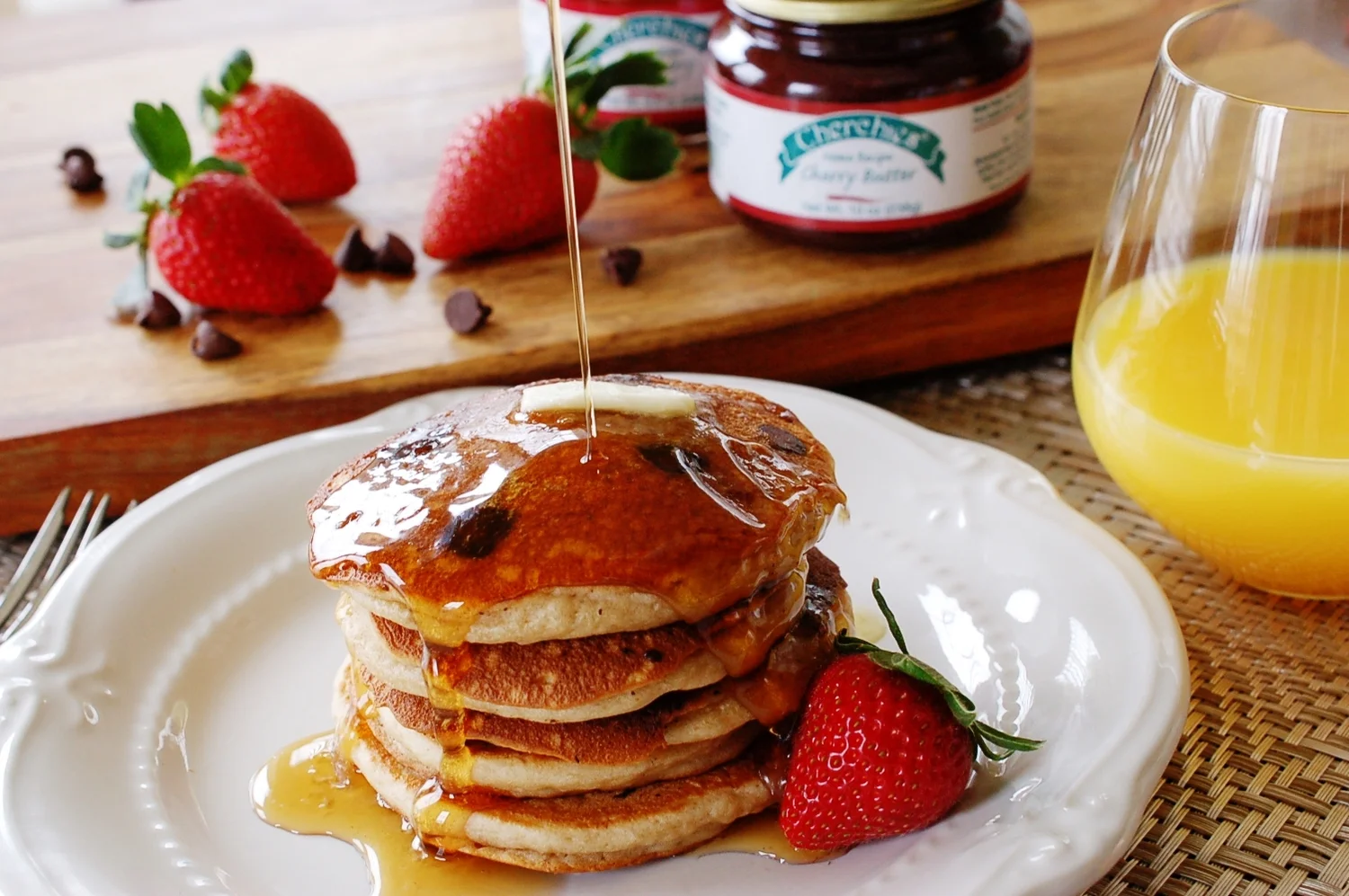 strawberry choco chip pancakes.jpg
