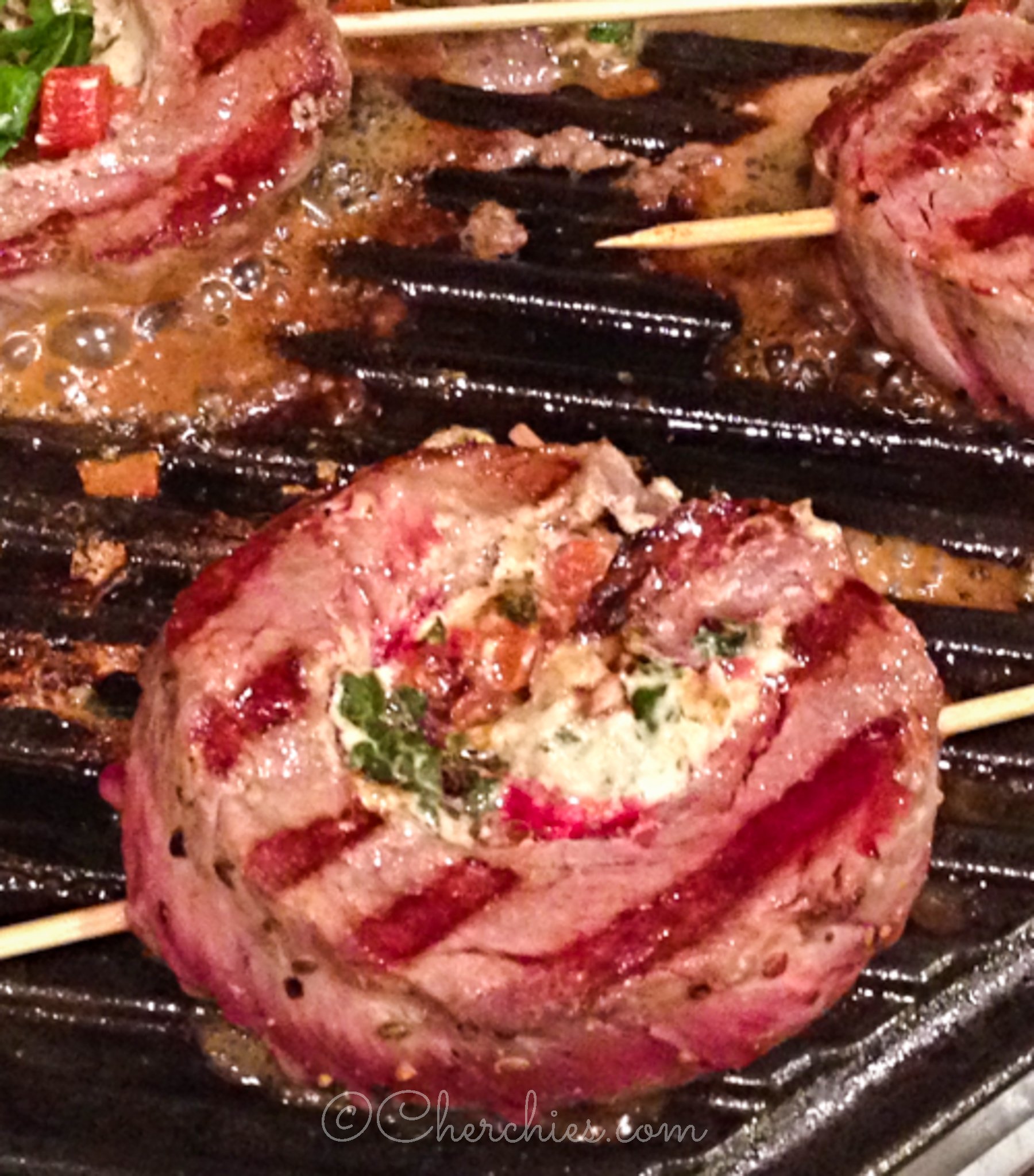 garlic stuffed flank steak.jpg