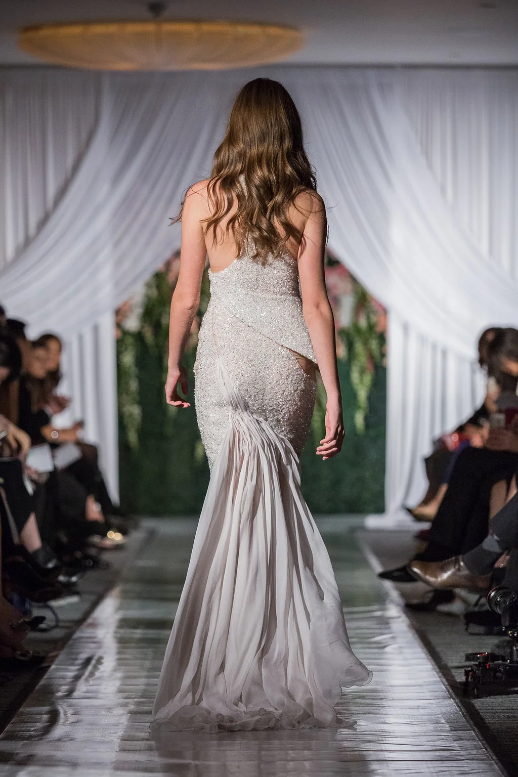 MikaelDWeddingShowTime065.jpg