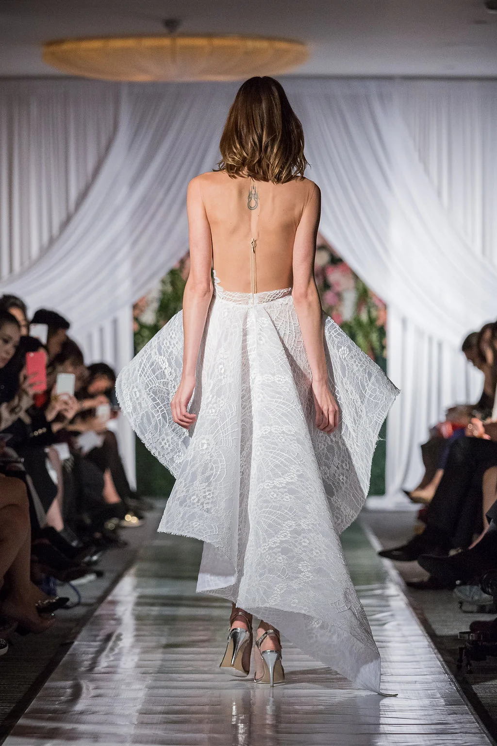 MikaelDWeddingShowTime069.jpg