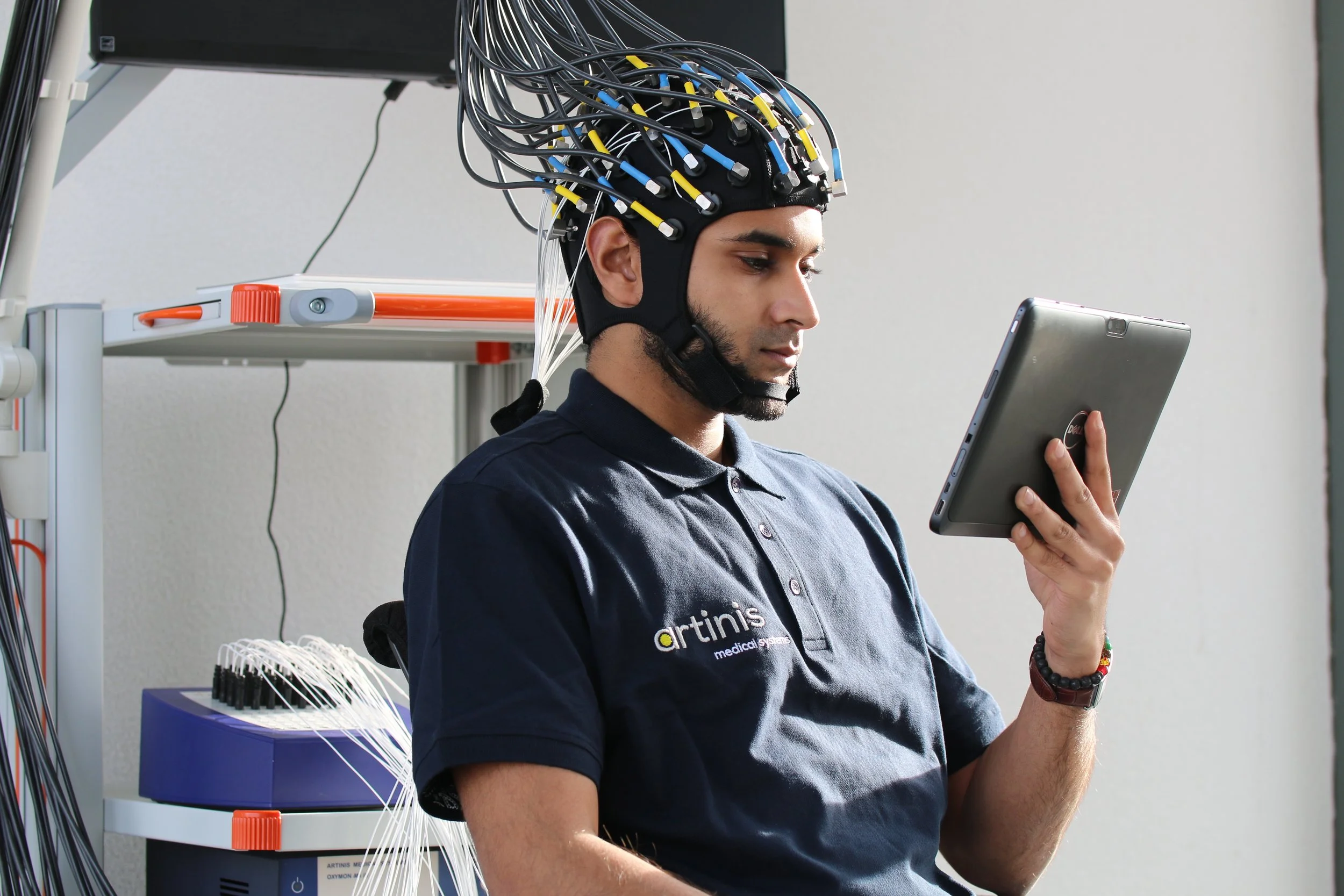NIRS EEG2.jpg