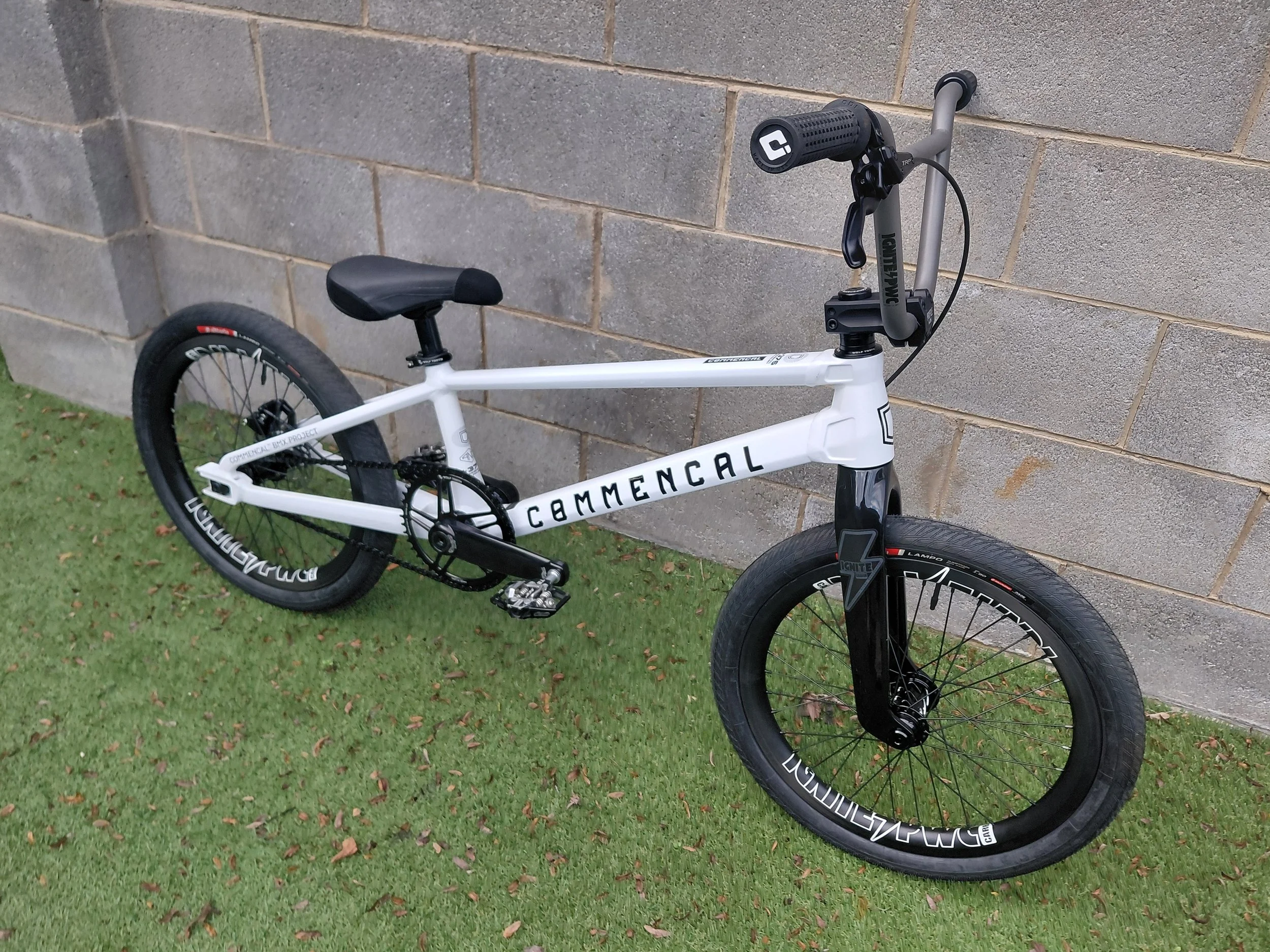 Troys Commencal Project 376