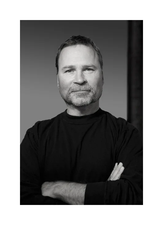 RobertBenson_headshot_b.jpg