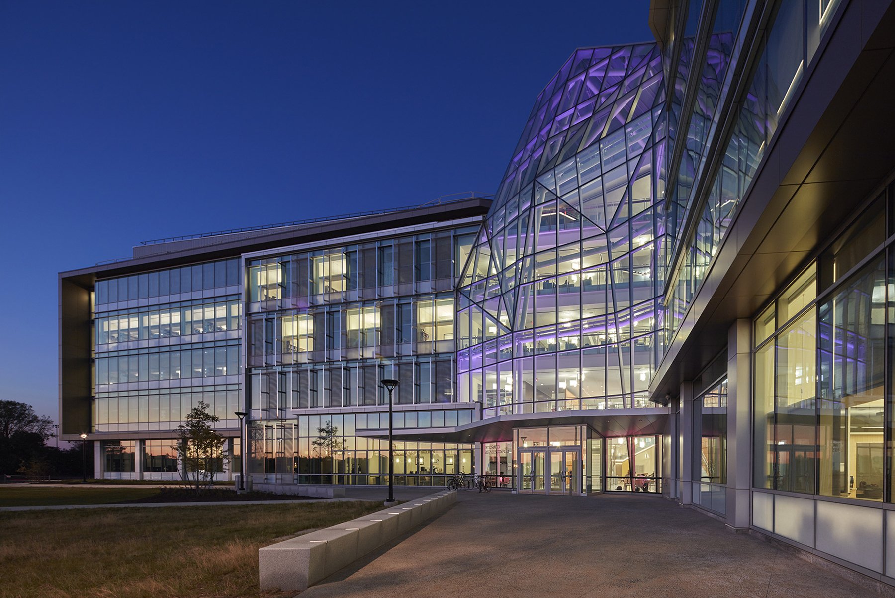 University of Massachusetts Boston / Integrated Sciences Complex 