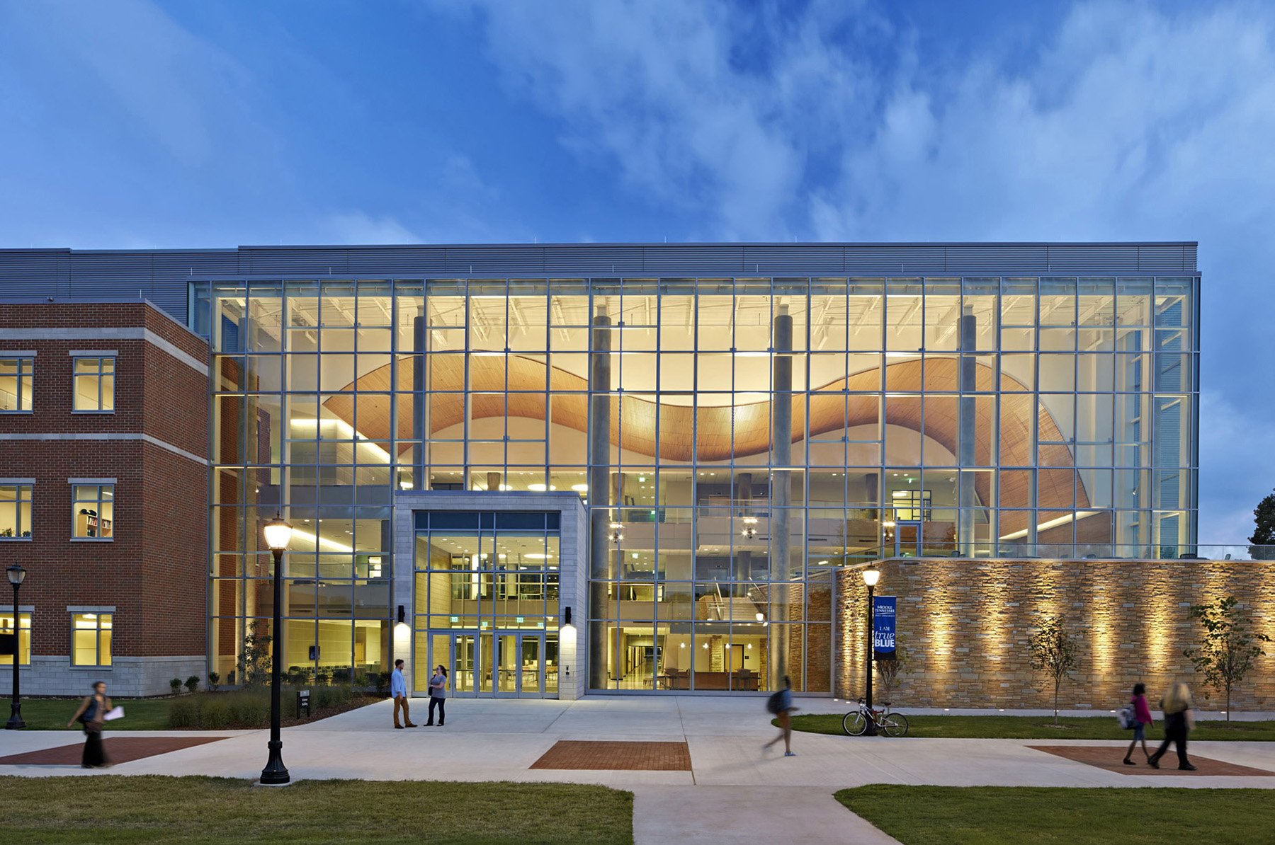 Middle Tennessee State University / Science Building 