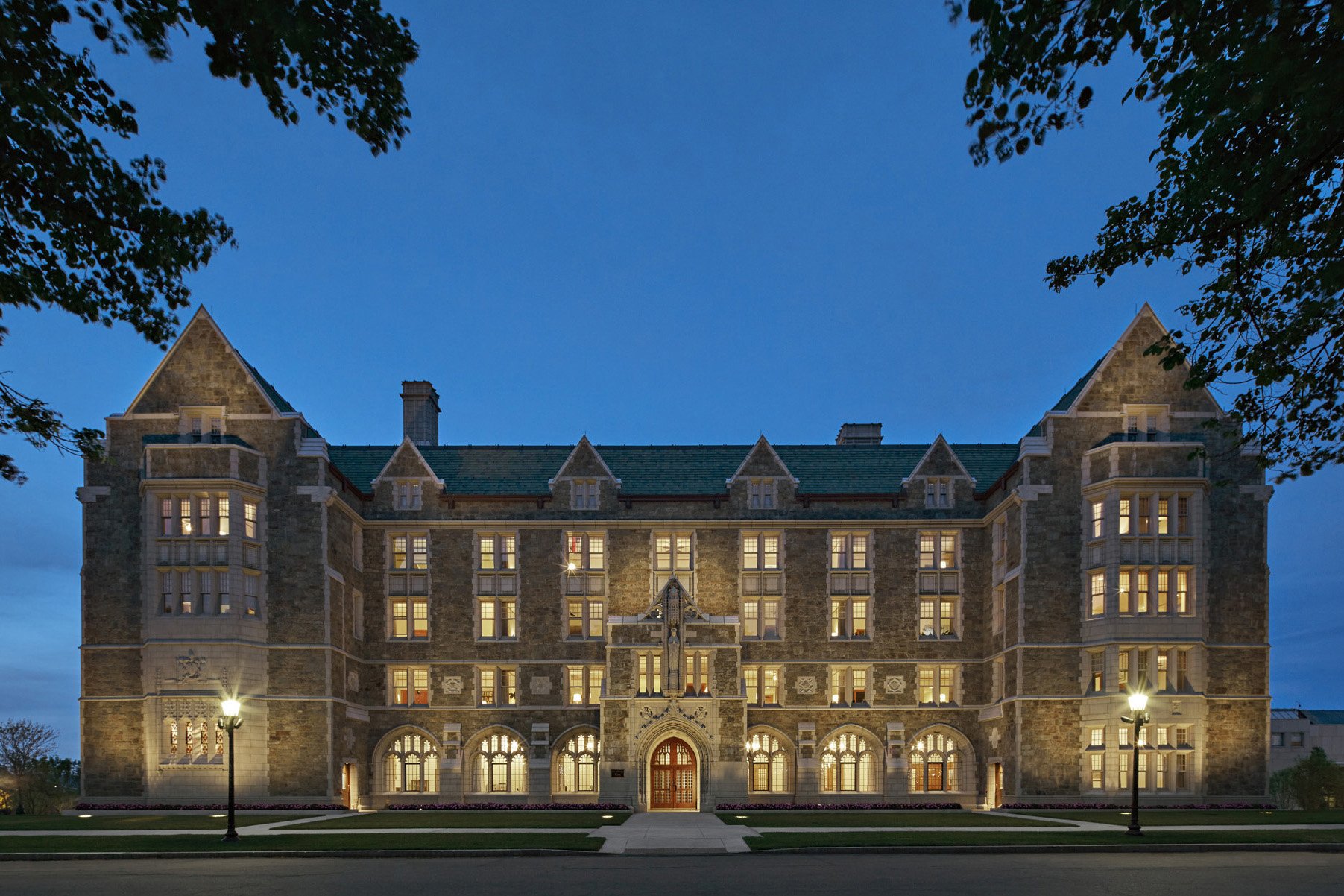 Boston College / St. Mary's Hall 