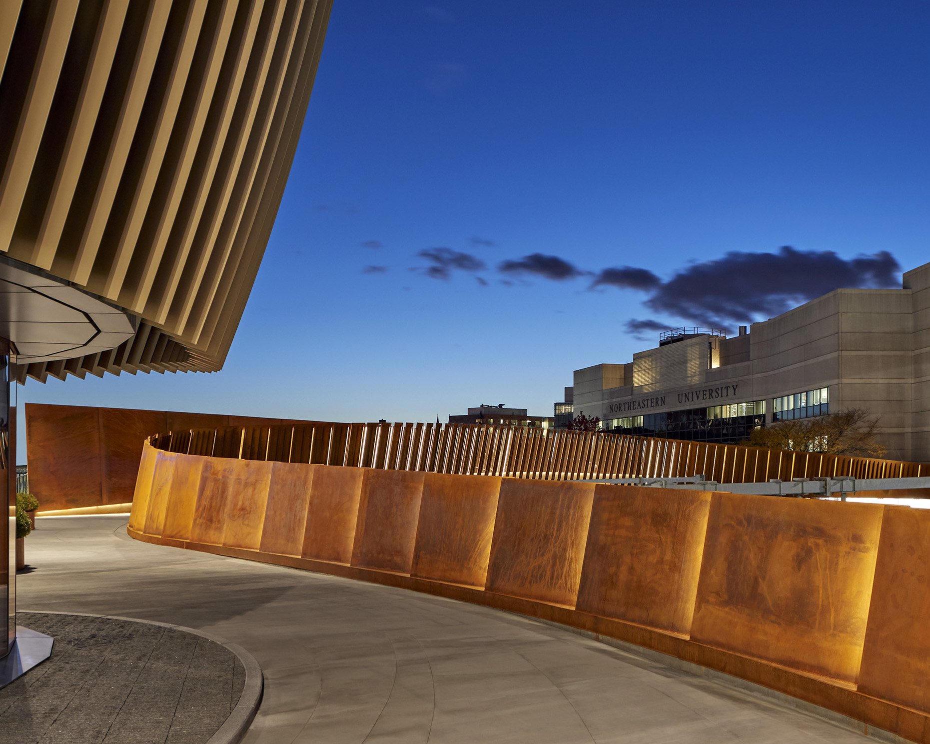 Northeastern University / Pedestrian Bridge 