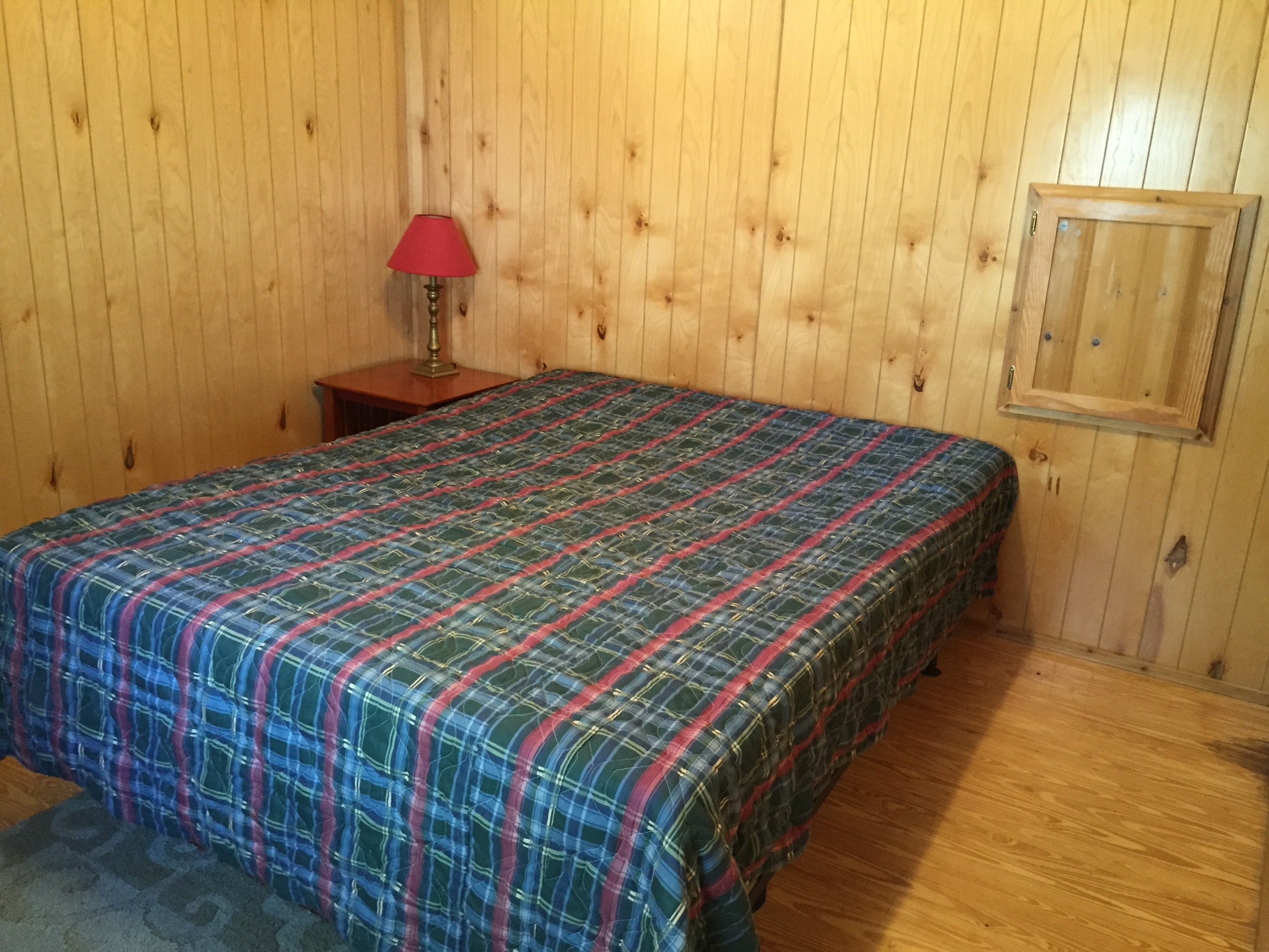 master bedroom in stewart lodge