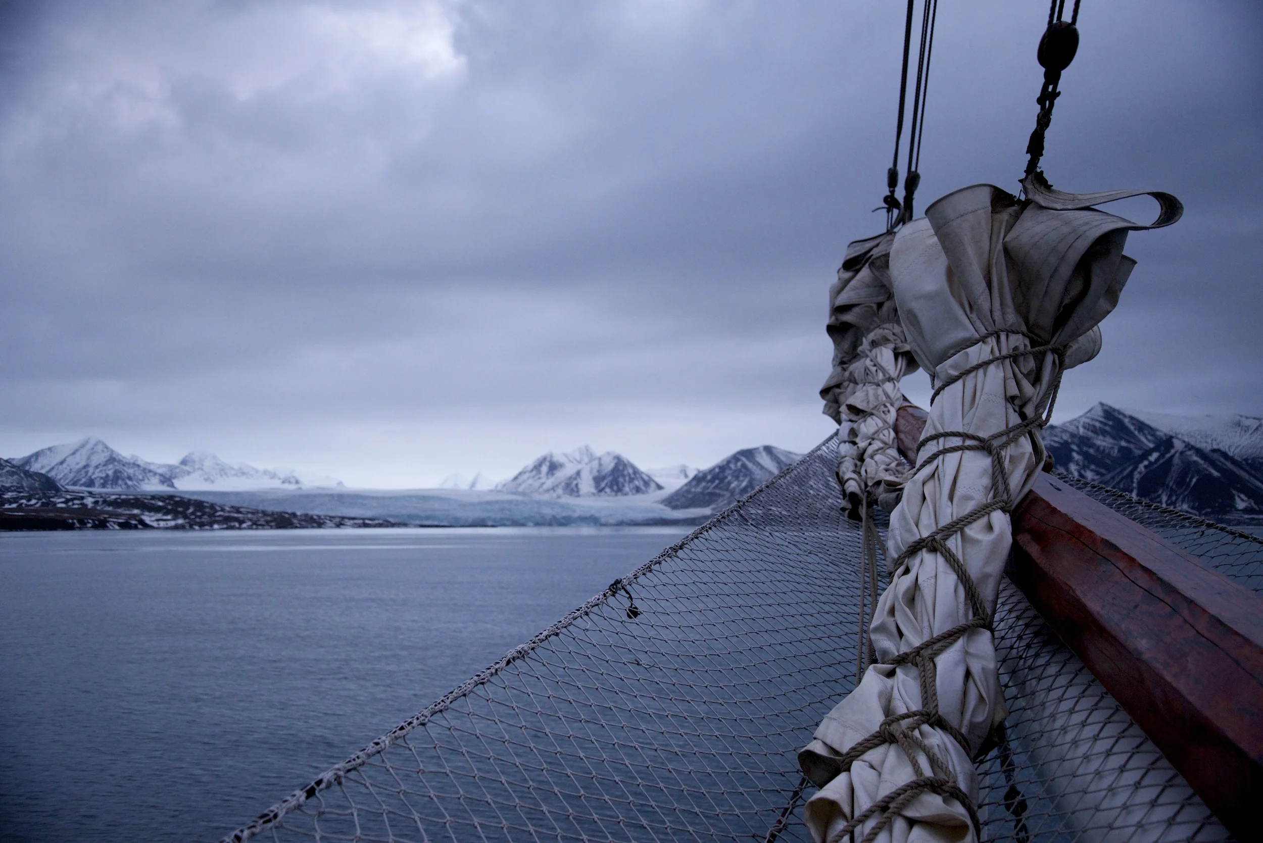 Approaching Esmarkbreen