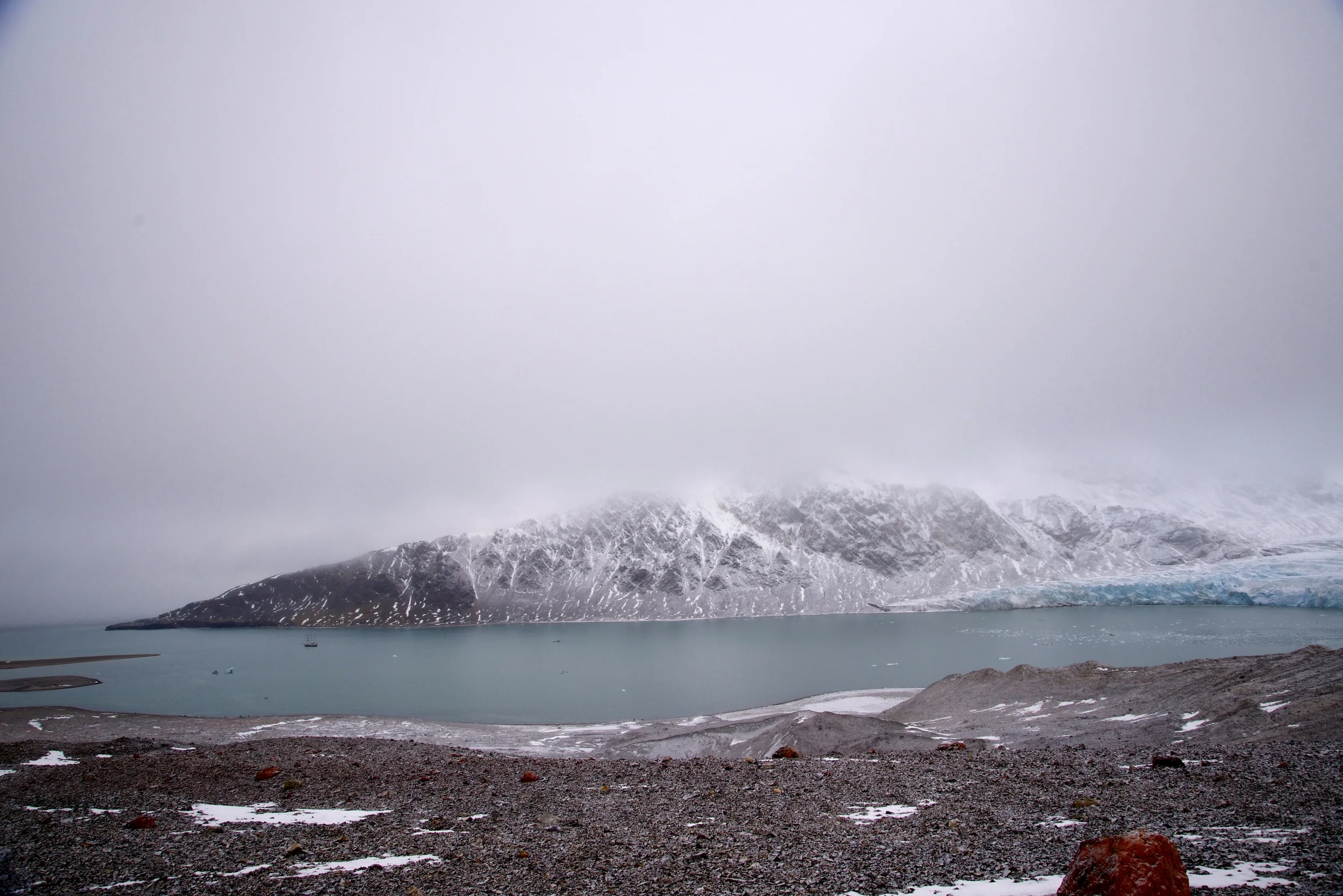 Some scale for the epic landscape. The Antigua is a little black dot.