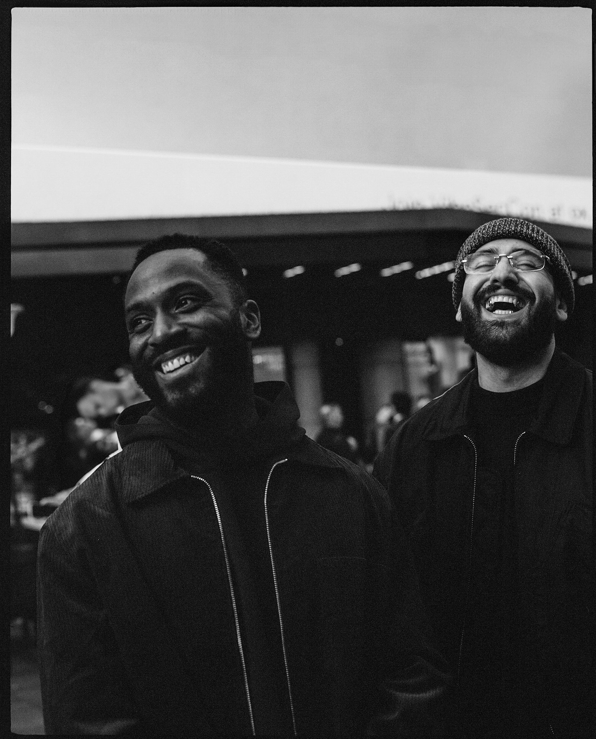 Authors promo - B&W - VUE 1.10.25-32.JPG